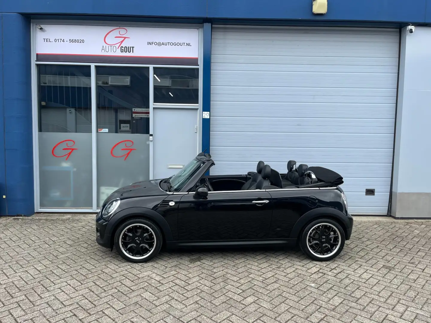 MINI Cooper Cabrio Mini 1.6 Salt Zwart - 2