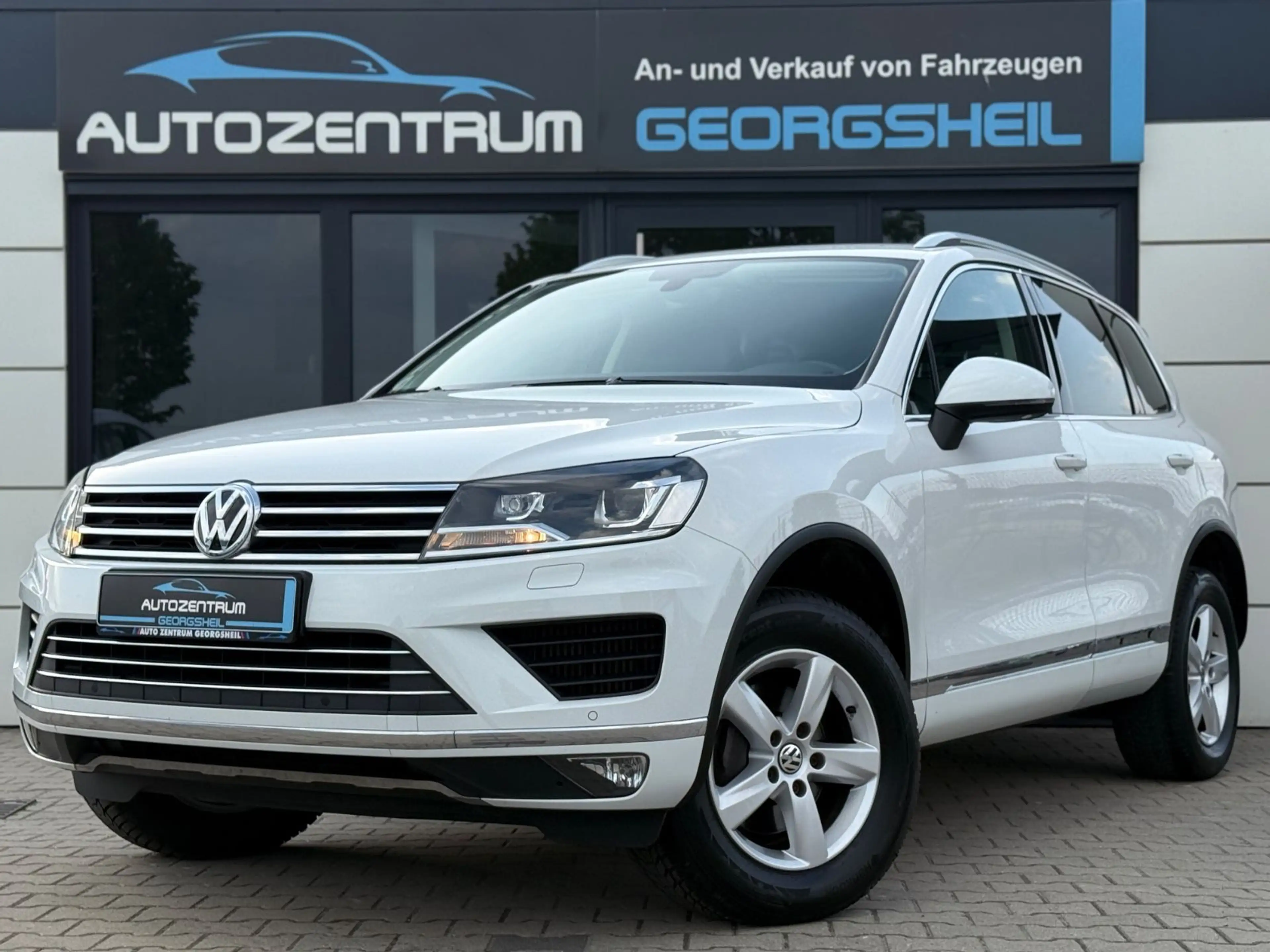 Volkswagen Touareg V6 TDI/Allrad/AHK/Leder/Navi/Xenon/SHZ — photo 3