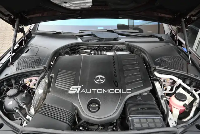 Mercedes-Benz S 500 view 9