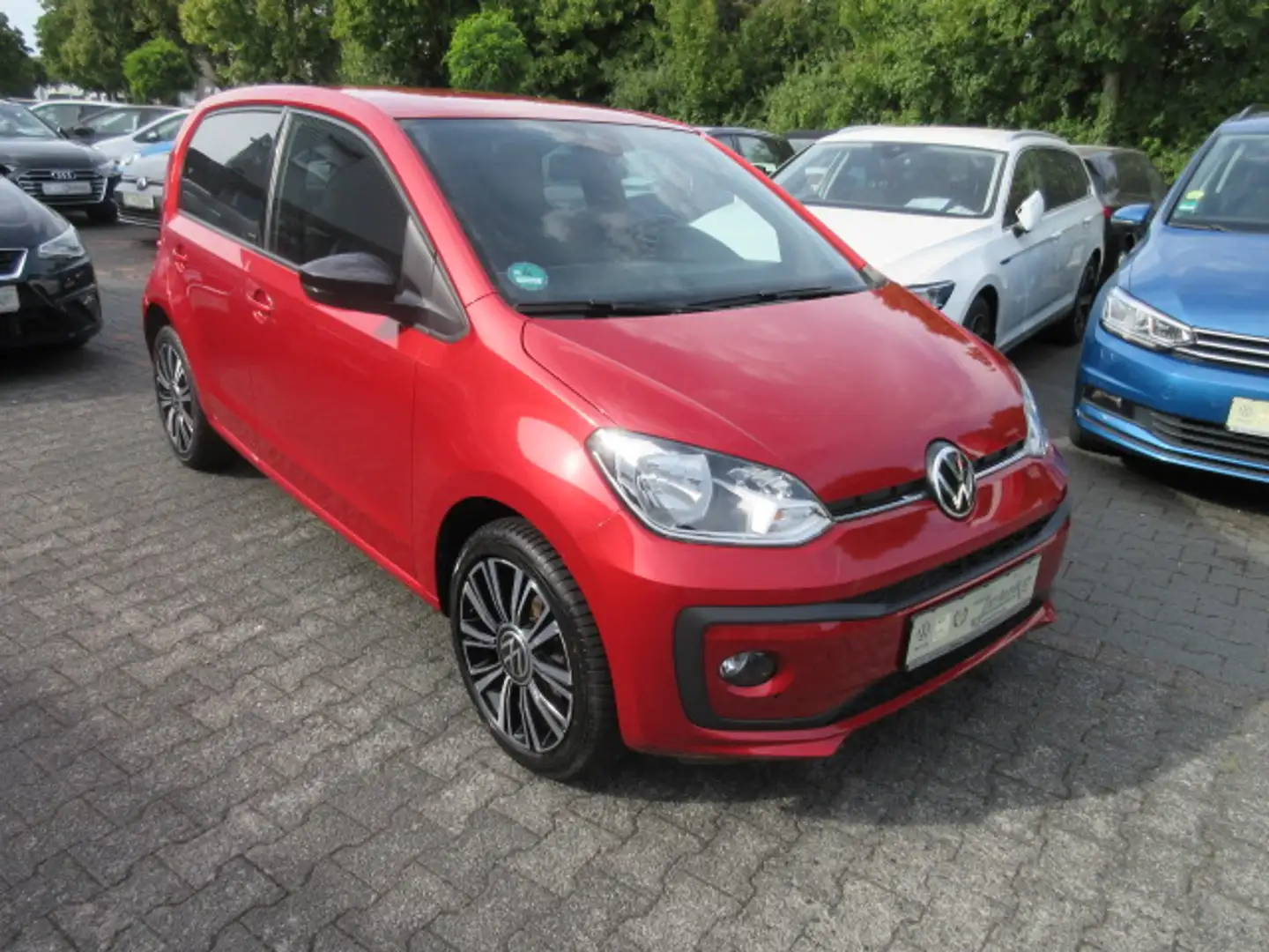 Volkswagen up! ACTIVE 1.0 NAVIV. KAMERA ALU APS SITZHEIZUNG PRIVACY KLIMA eFH ZV Rot - 1