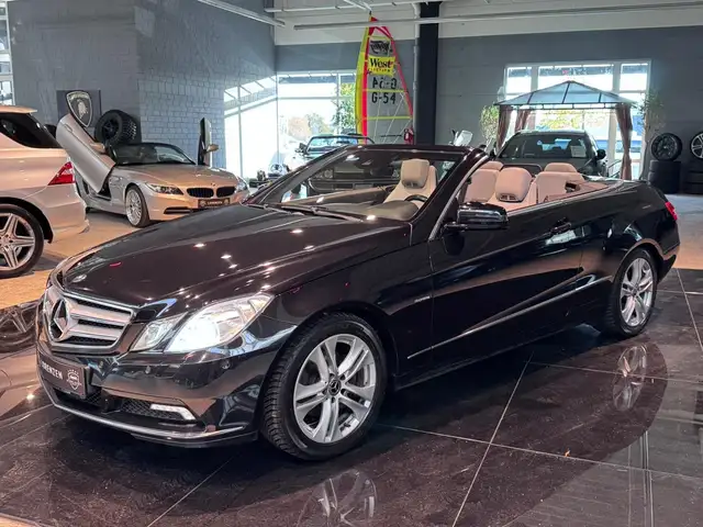 Mercedes-Benz E 200 E200 CGI Navi Leder Sihzg Bi-Xenon Klima Tempo