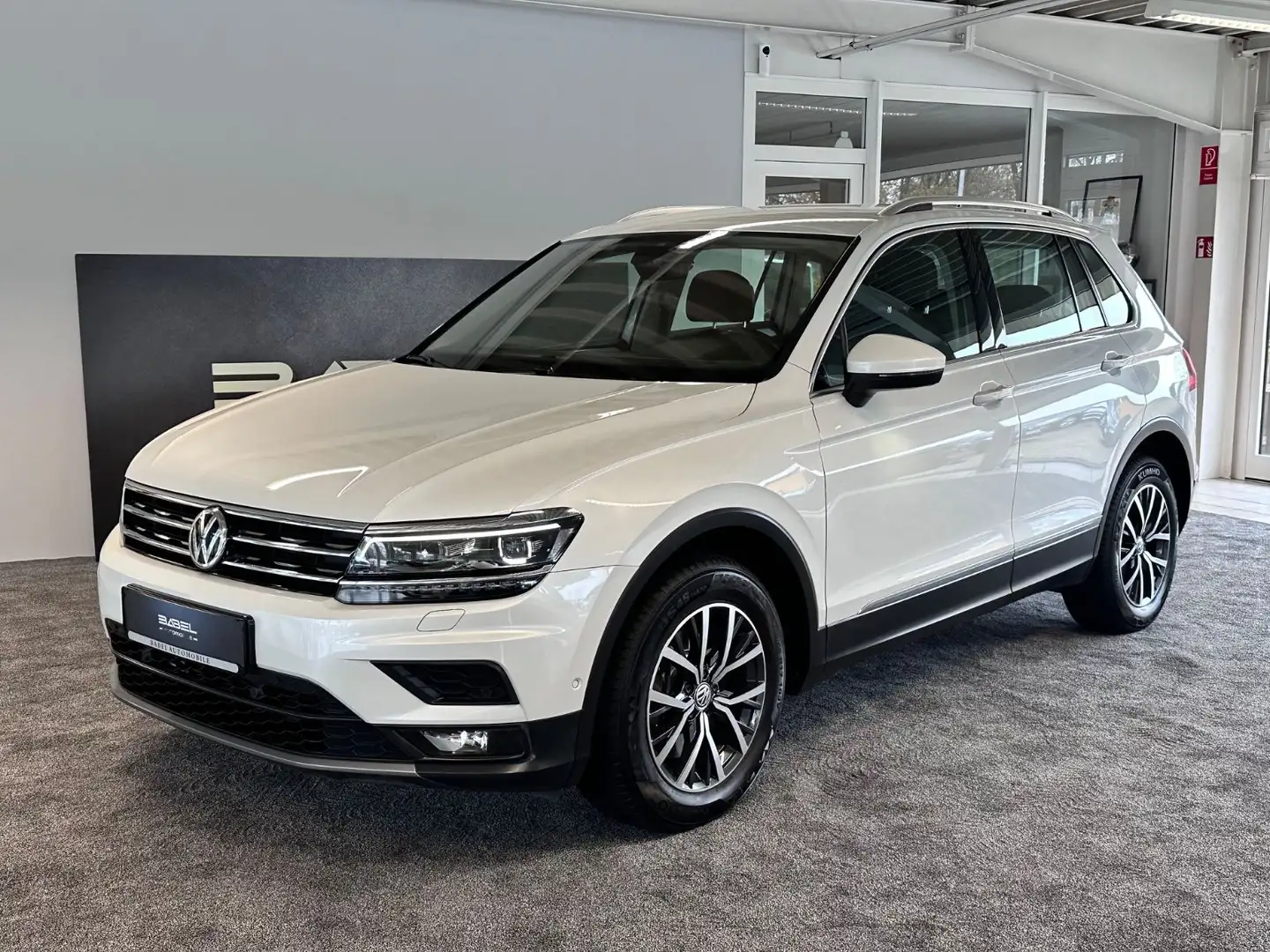 Volkswagen Tiguan BMT/Start-Stopp 4Motion*Oryx-Weiß Perlmut Weiß - 2