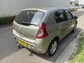 Dacia Sandero 1.6 Lauréate / 5-DEURS / AIRCO / APK 2026 Gris - thumbnail 16