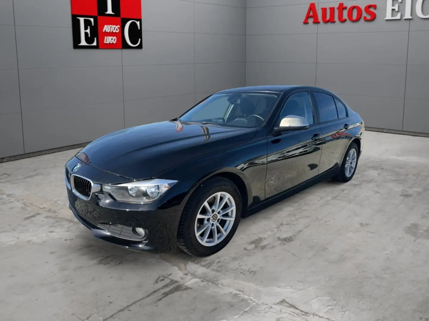 BMW 318 318d Negro - 1