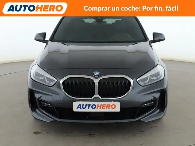 BMW 1 Series view 9