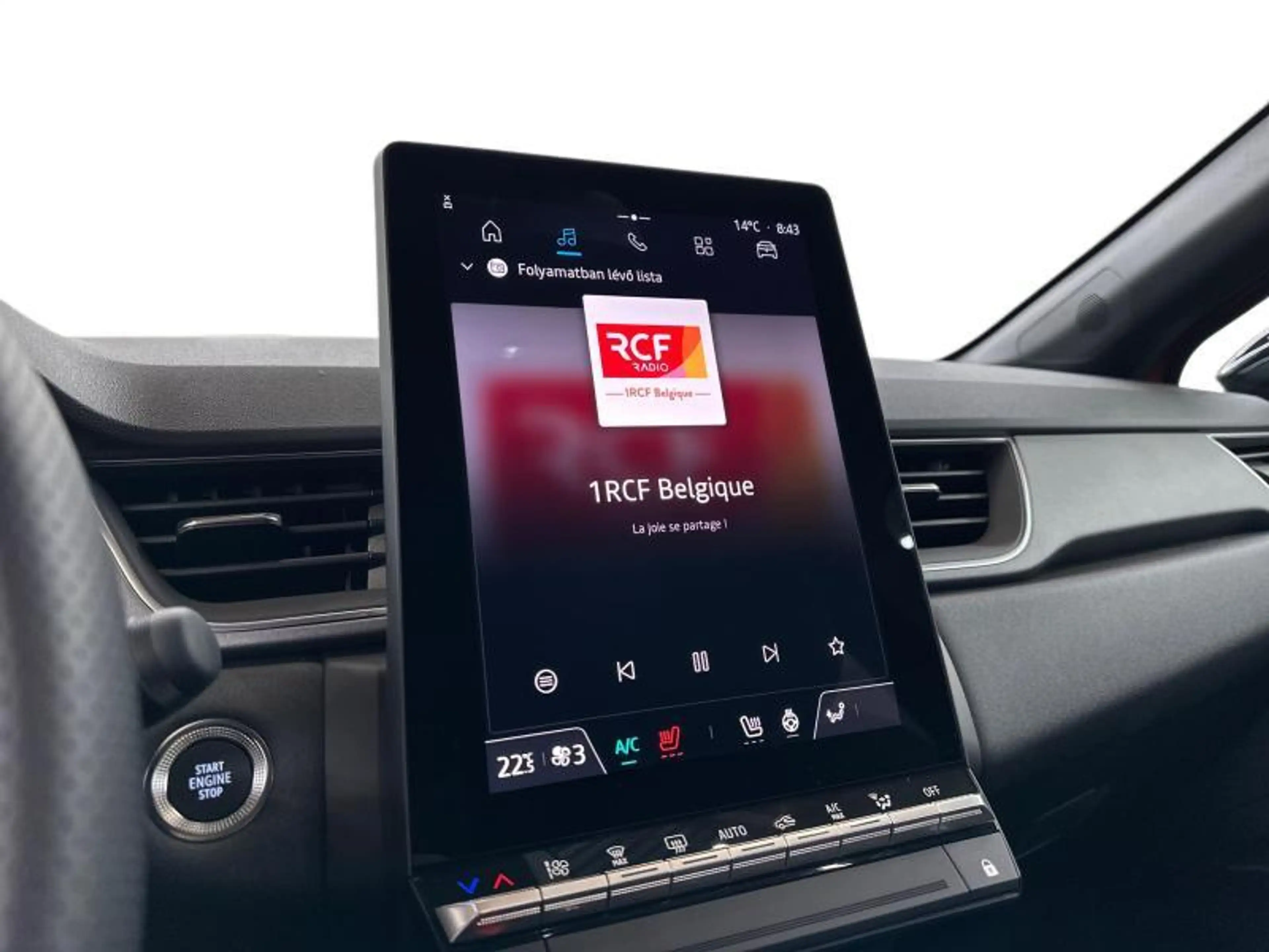 Renault Captur 160hp AT Techno | winter pack — photo 11