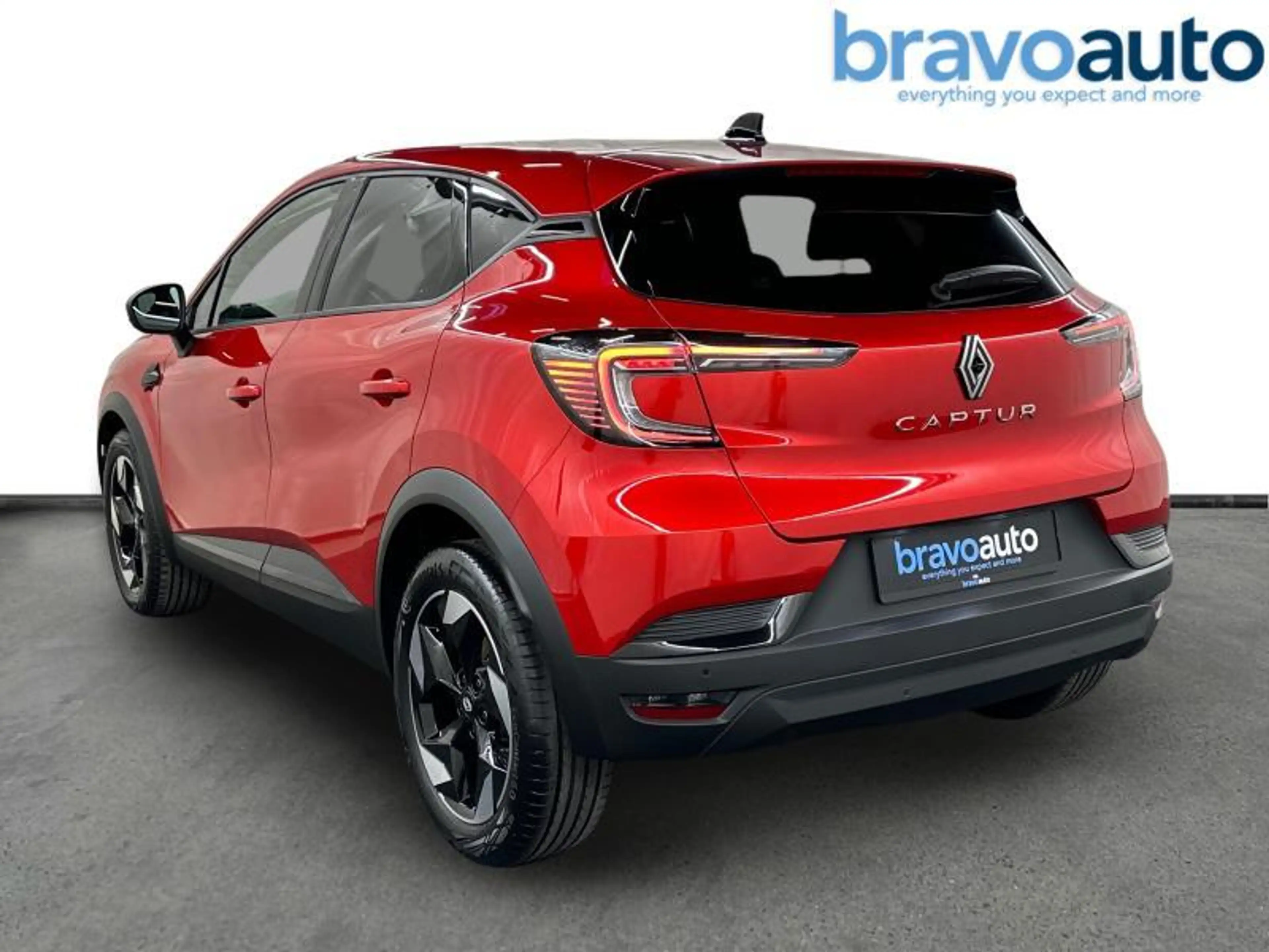 Renault Captur 160hp AT Techno | winter pack — photo 2
