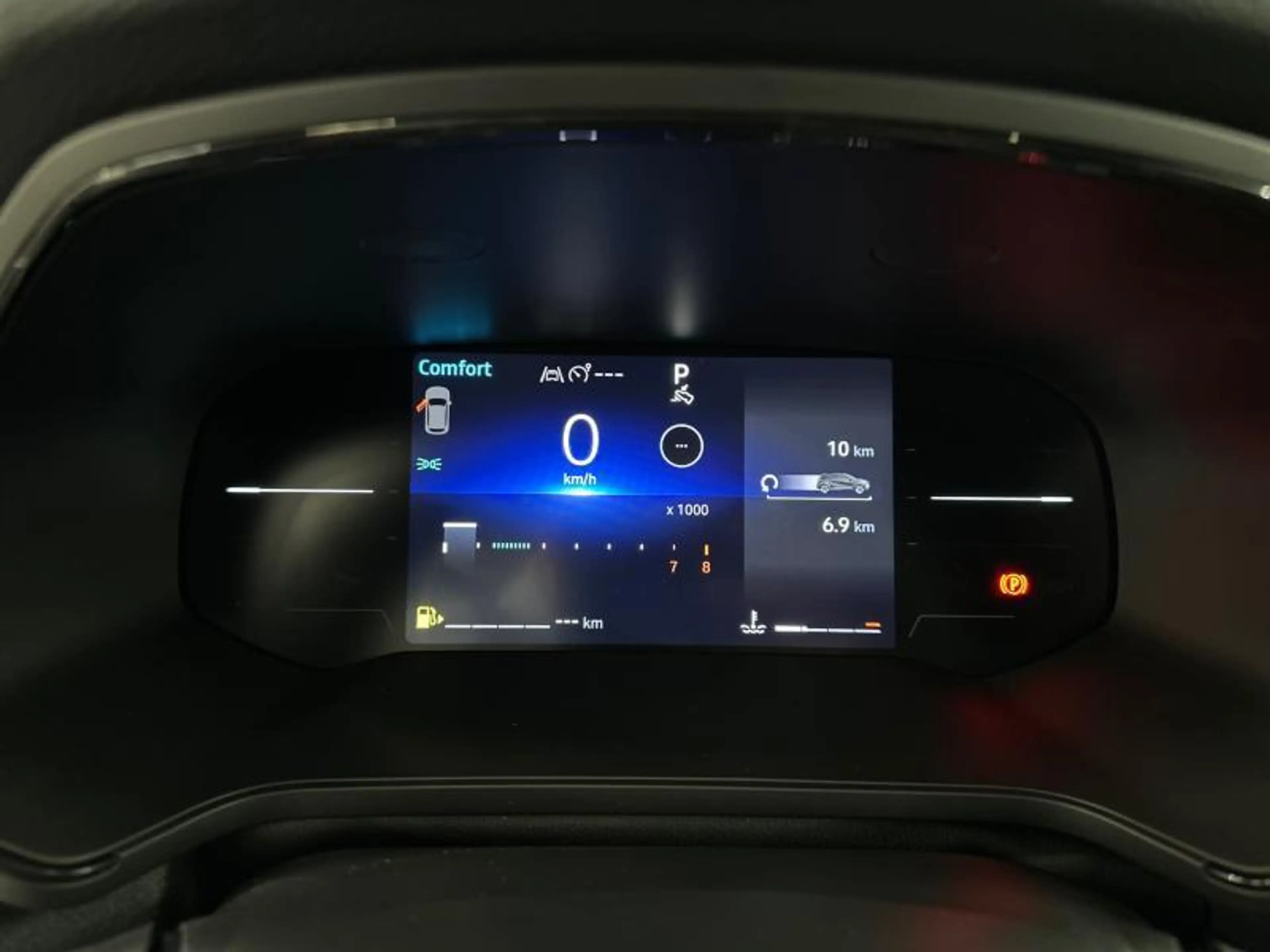 Renault Captur 160hp AT Techno | winter pack — photo 12