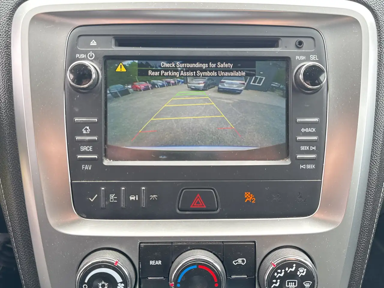 GMC Acadia снимка GMC Acadia