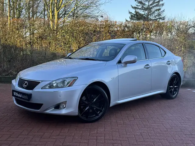 Lexus IS 250 V6 YOUNGTIMER MarkLevinson *VOLL LEXUS DEALER ONDE