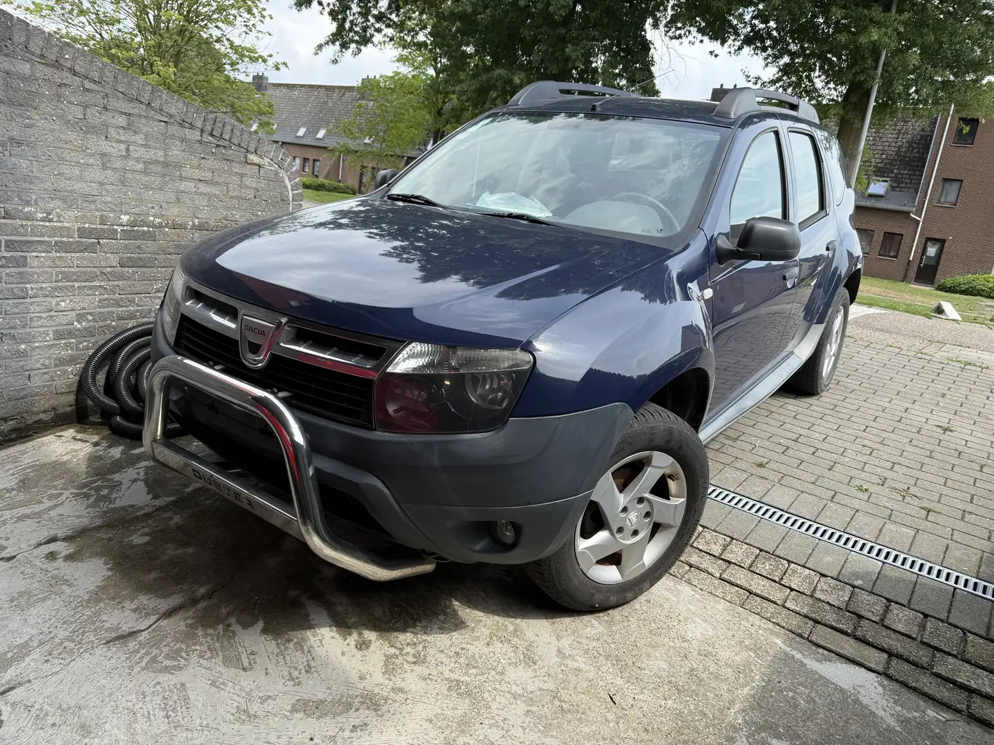 Dacia Duster 1.6 16V 4x4 - 1