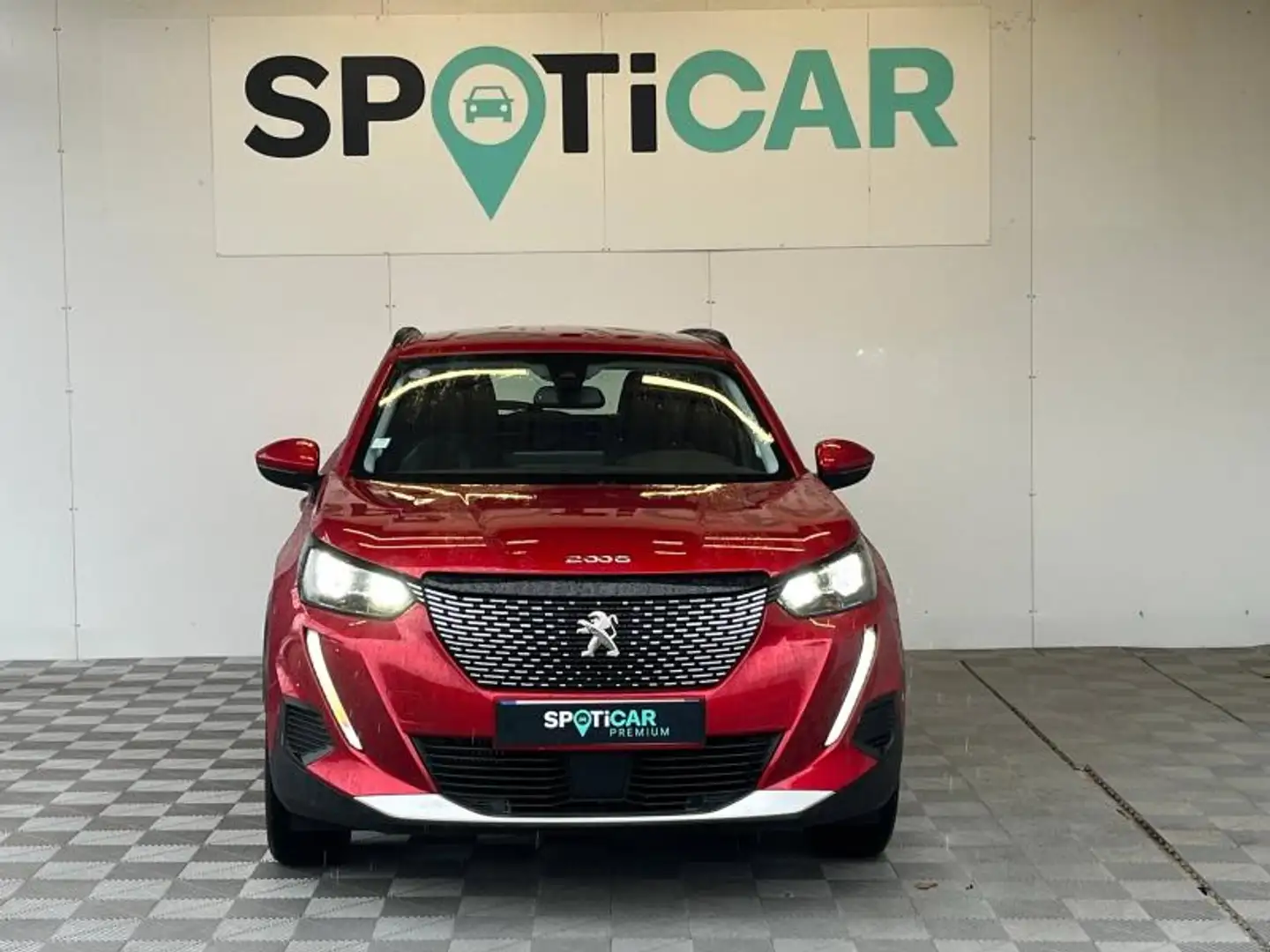 Peugeot 2008 1.2 PureTech 130ch S\u0026S Allure Rouge - 2
