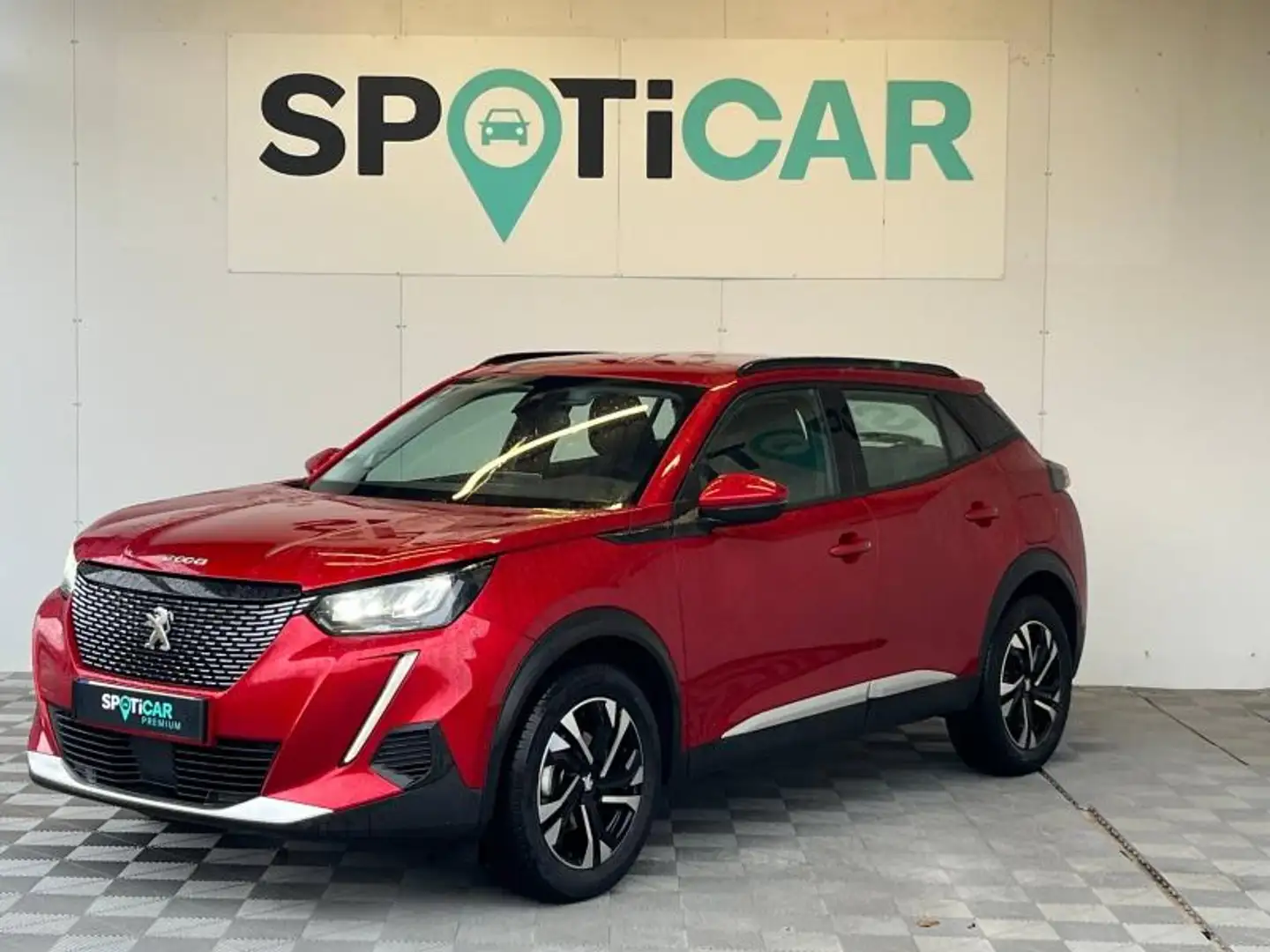 Peugeot 2008 1.2 PureTech 130ch S\u0026S Allure Rouge - 1