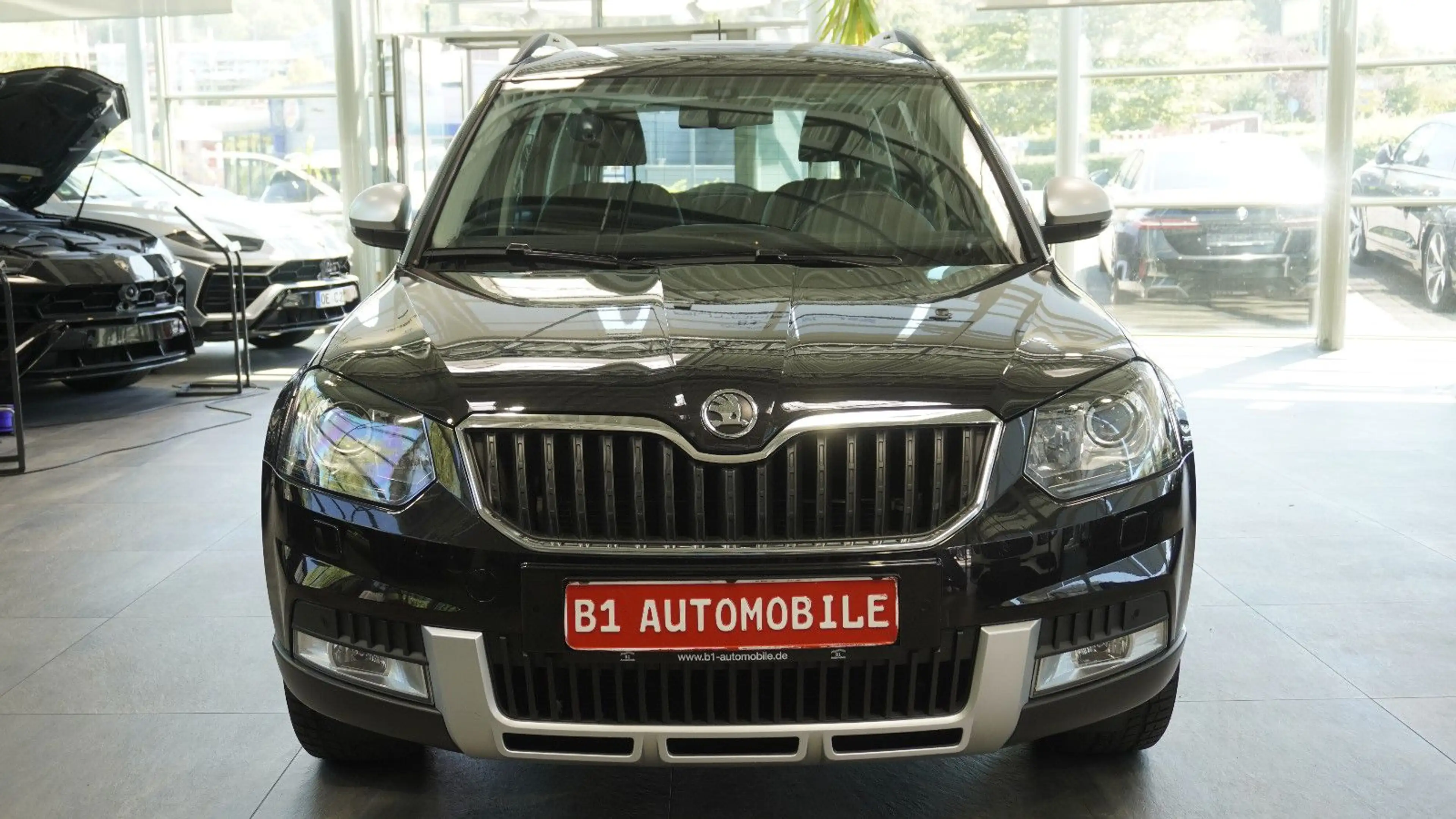 Skoda Yeti Elegance Outdoor 4x4*DAB*BI-XENON — photo 2