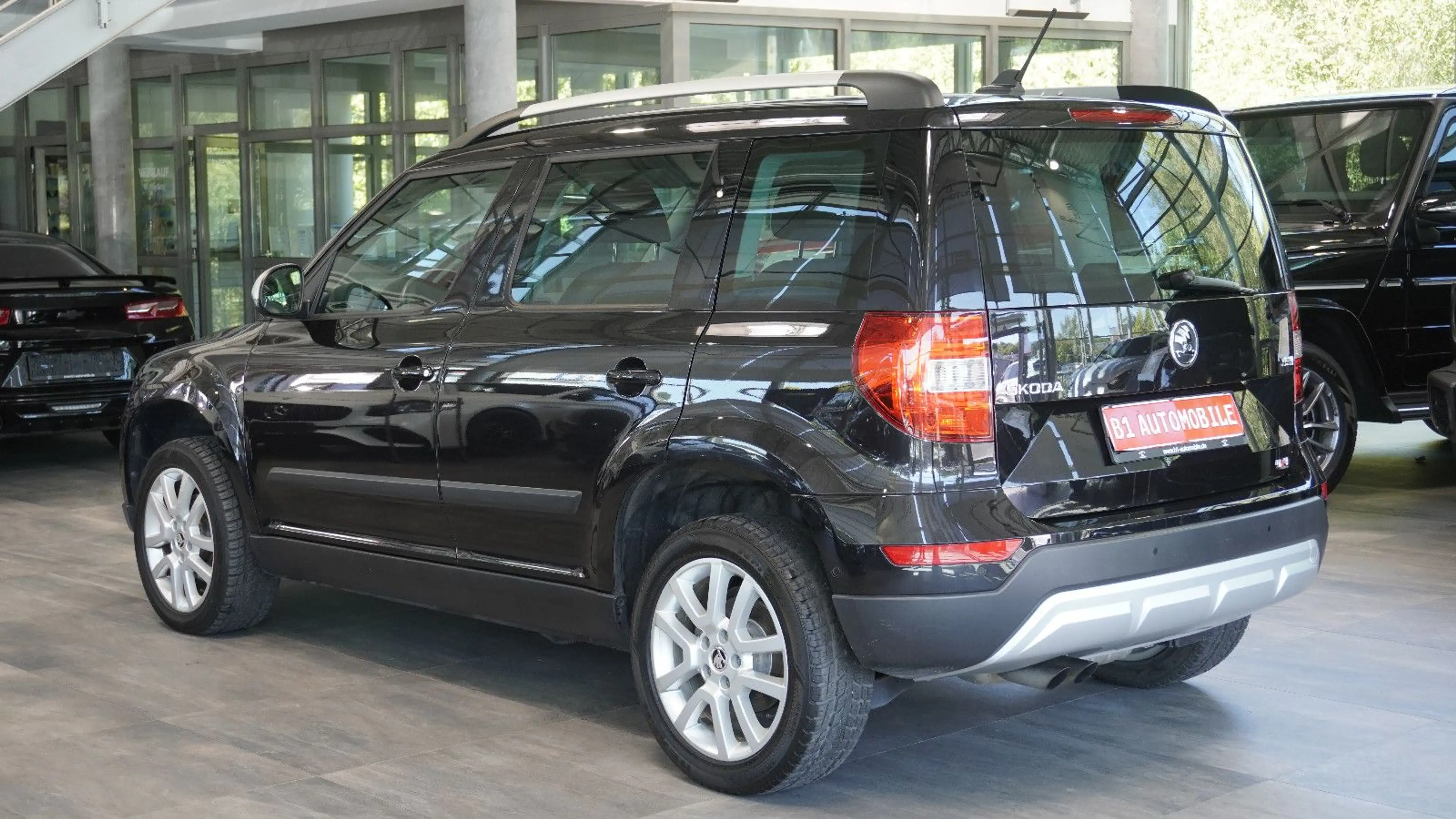 Skoda Yeti Elegance Outdoor 4x4*DAB*BI-XENON — photo 7
