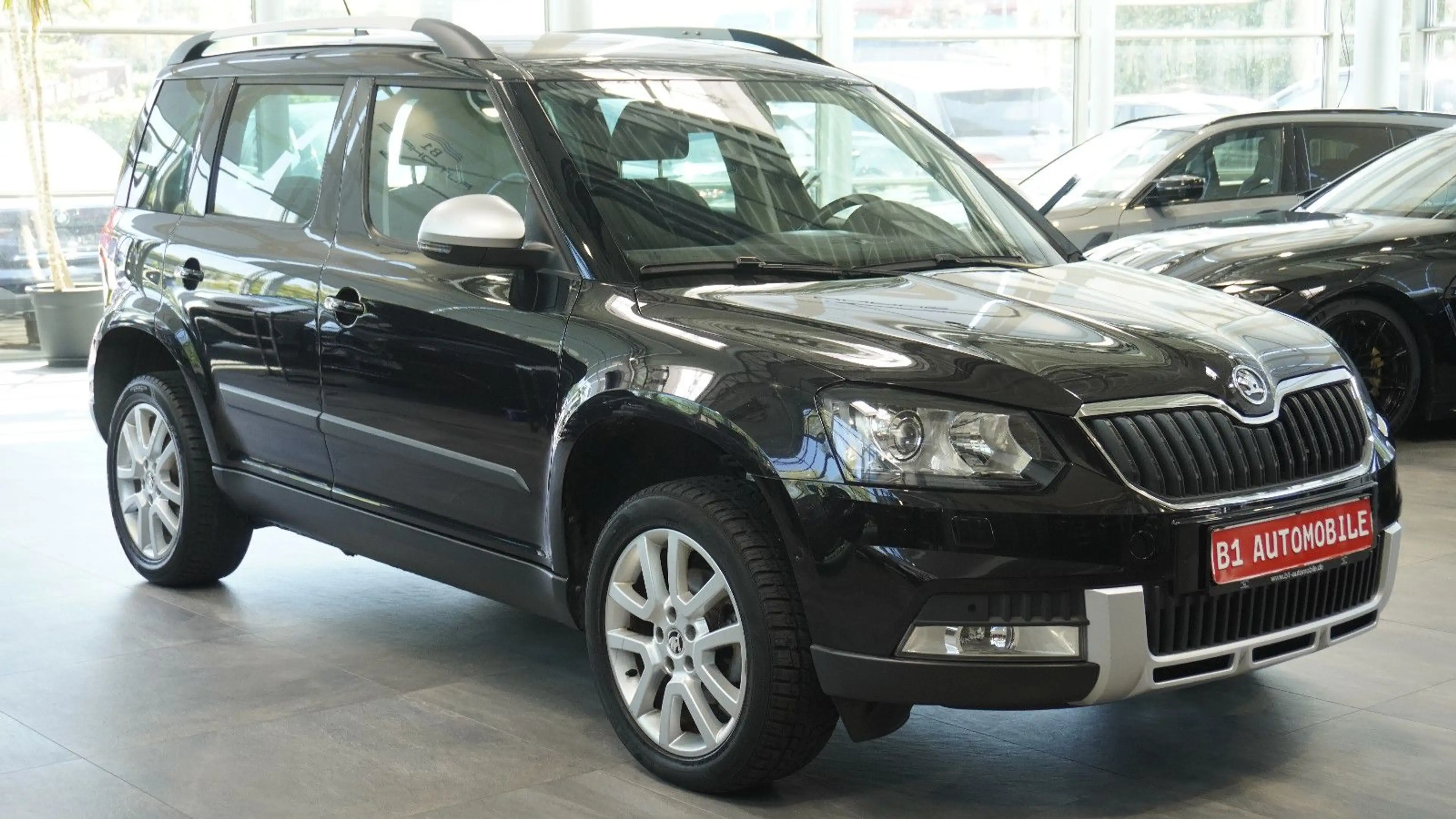Skoda Yeti Elegance Outdoor 4x4*DAB*BI-XENON — photo 3