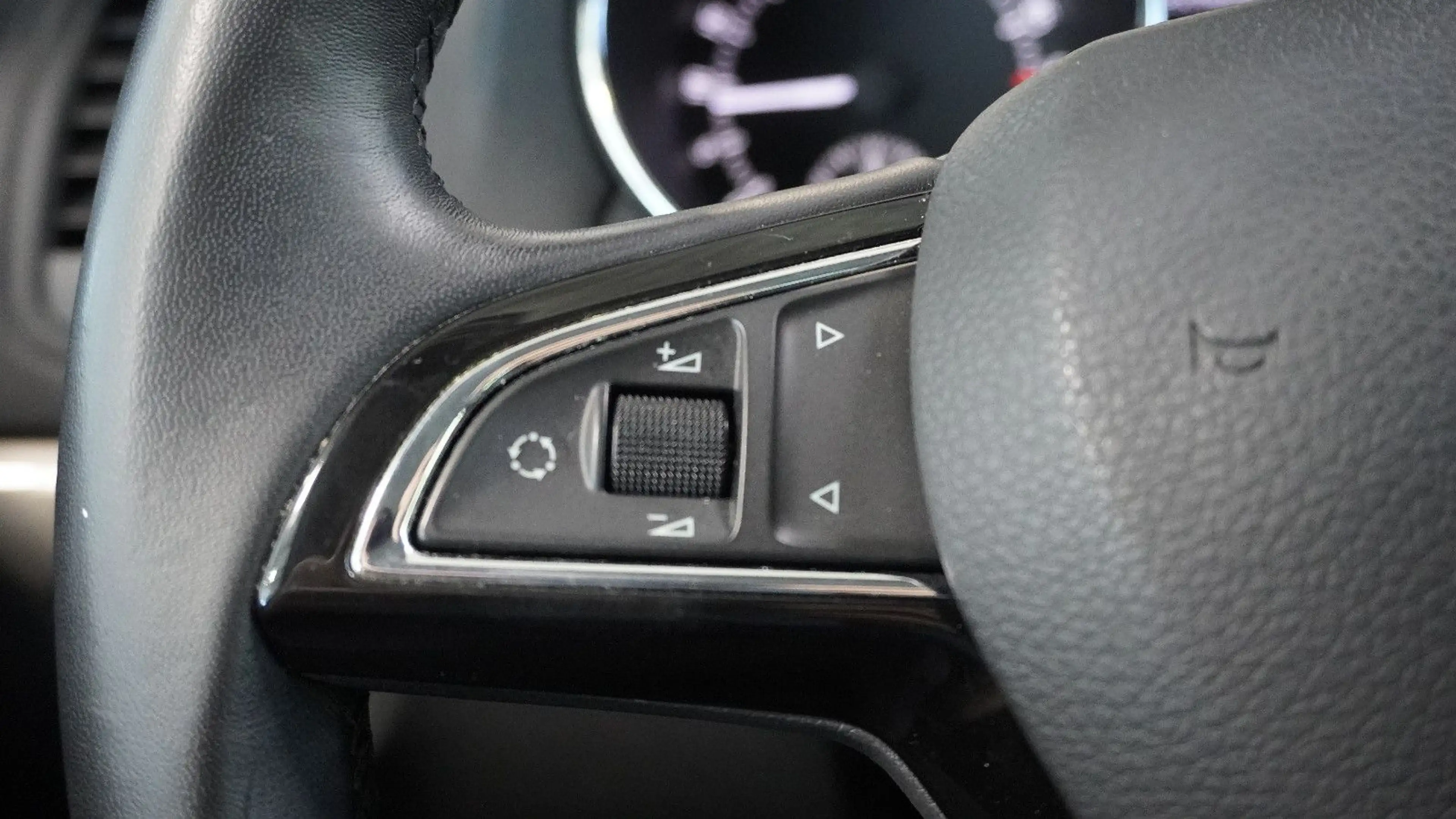 Skoda Yeti Elegance Outdoor 4x4*DAB*BI-XENON — photo 11