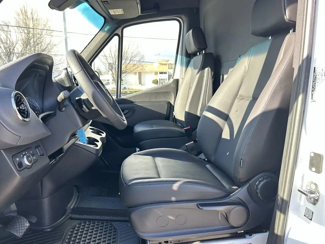Mercedes-Benz eSprinter снимка Mercedes-Benz eSprinter