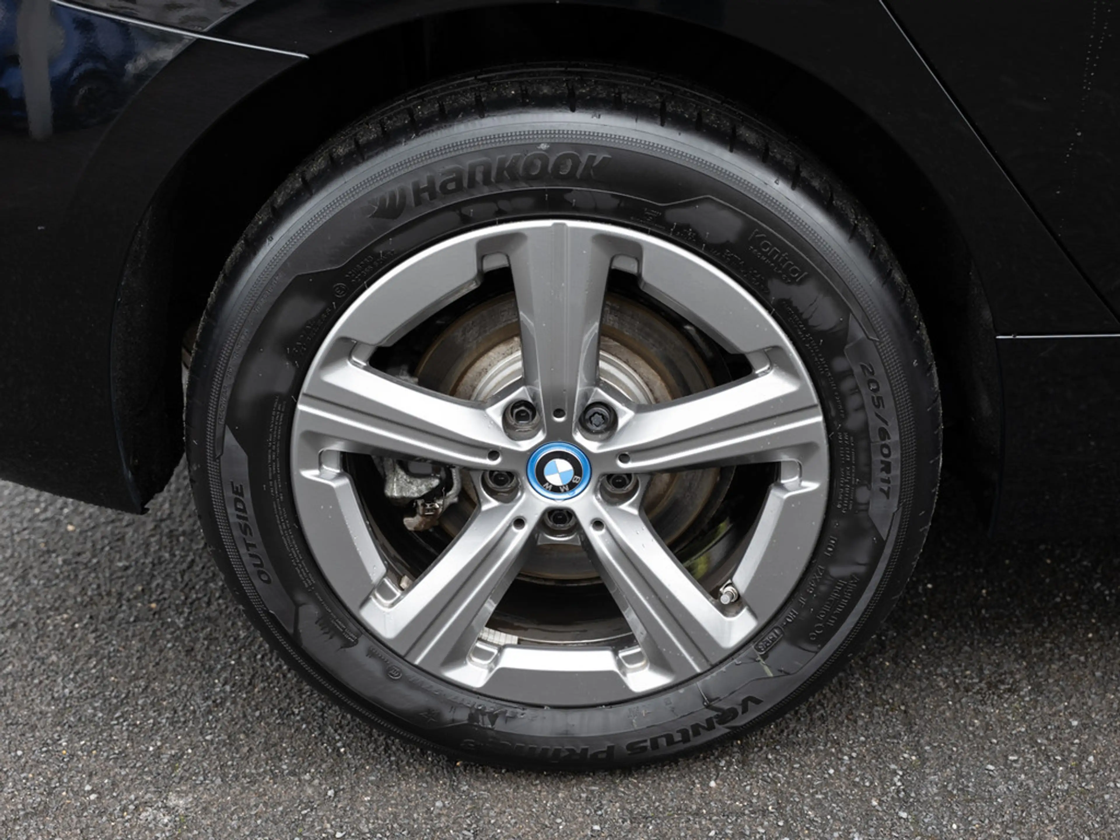 BMW 225 Active Tourer xDrive AHK LED NAVI KAMERA — photo 11