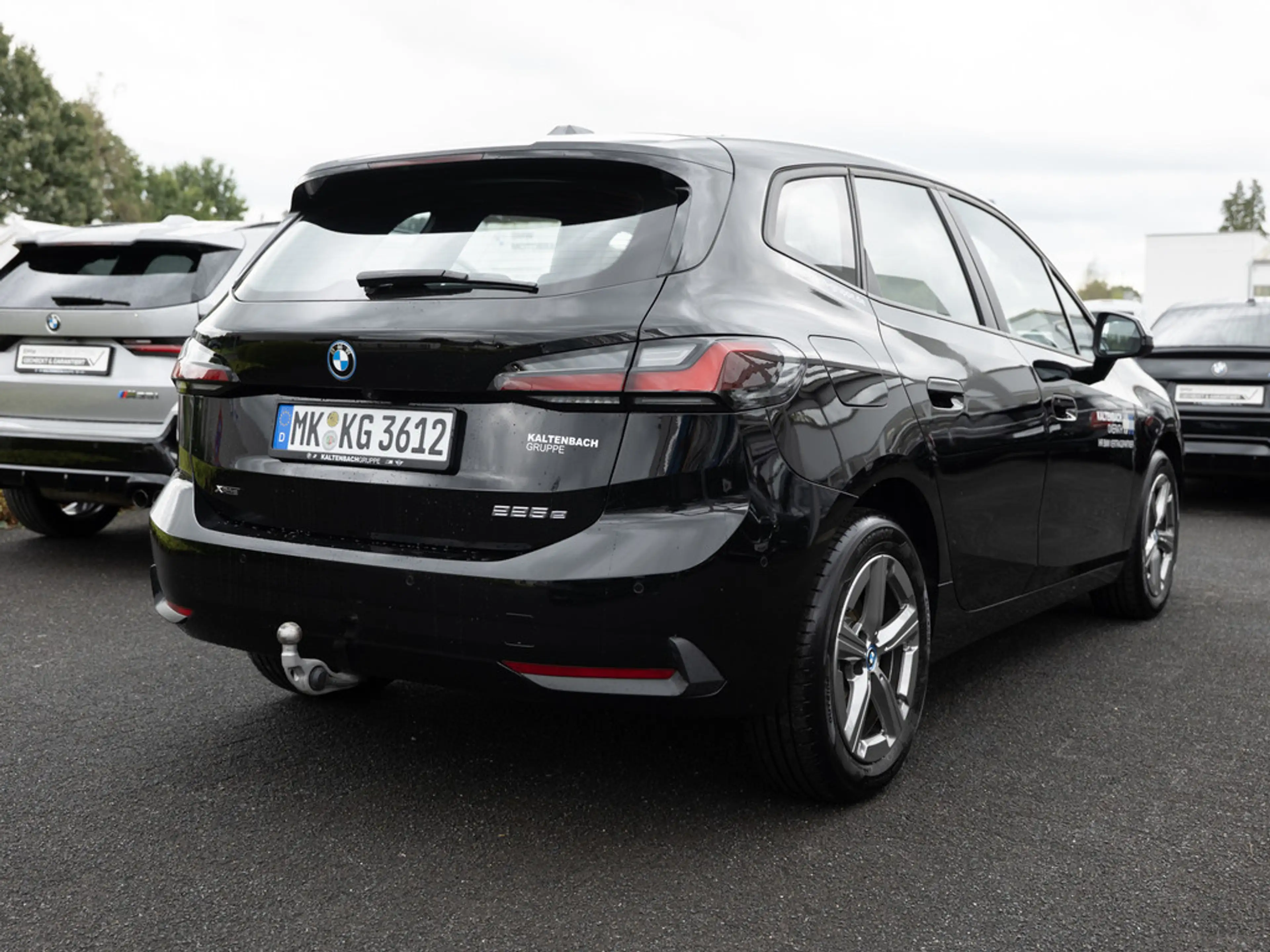 BMW 225 Active Tourer xDrive AHK LED NAVI KAMERA — photo 6