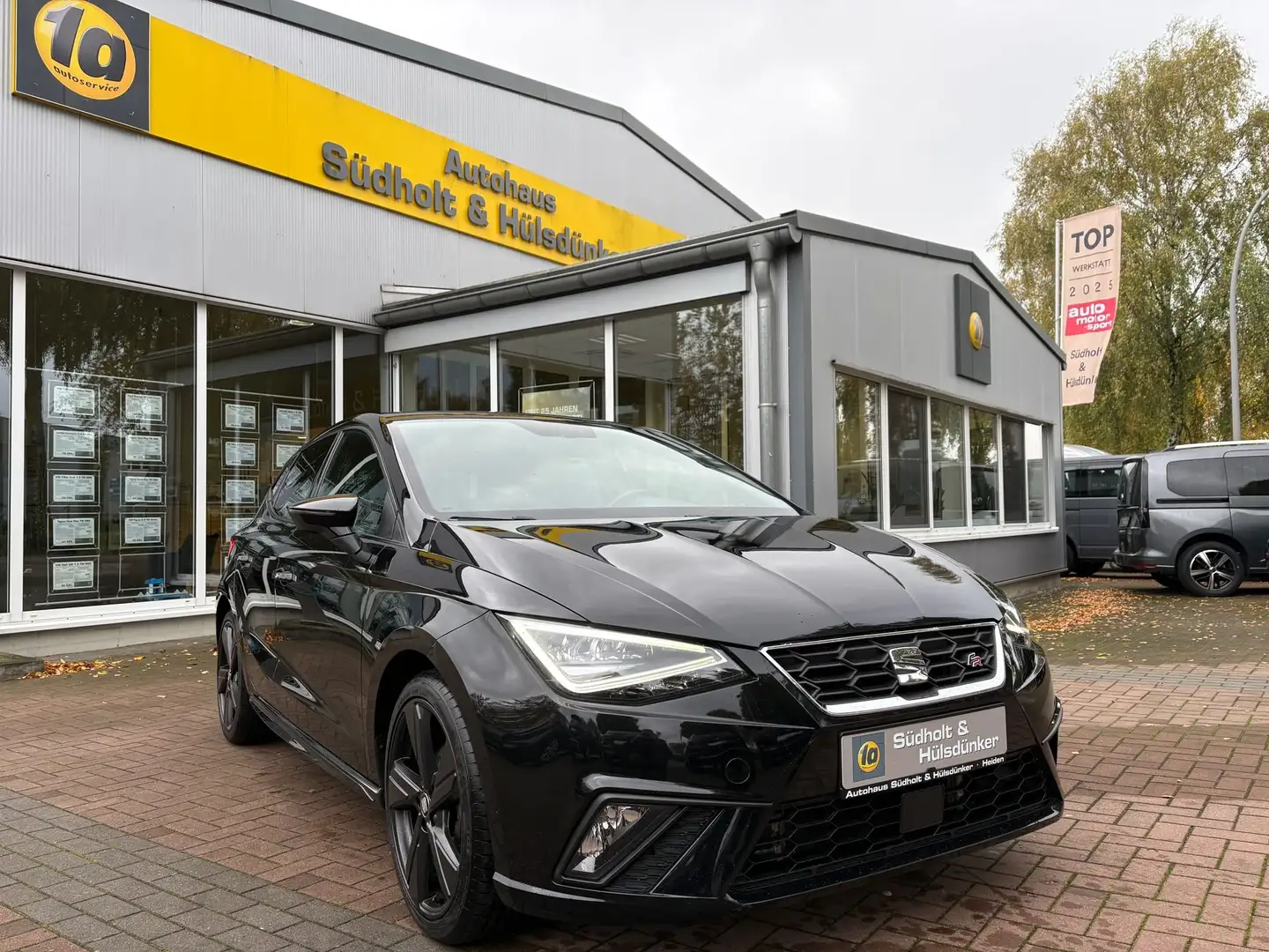 SEAT Ibiza FR Black Edition-NAVI-LED-GRA-Privacy-LMF-AT Schwarz - 1
