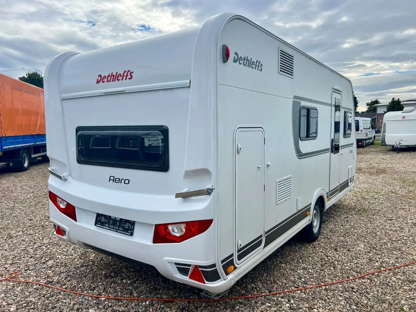 Dethleffs 470 FSK Aero Neu -ohne Zulassung!!! Etagenbetten Weiß - 1