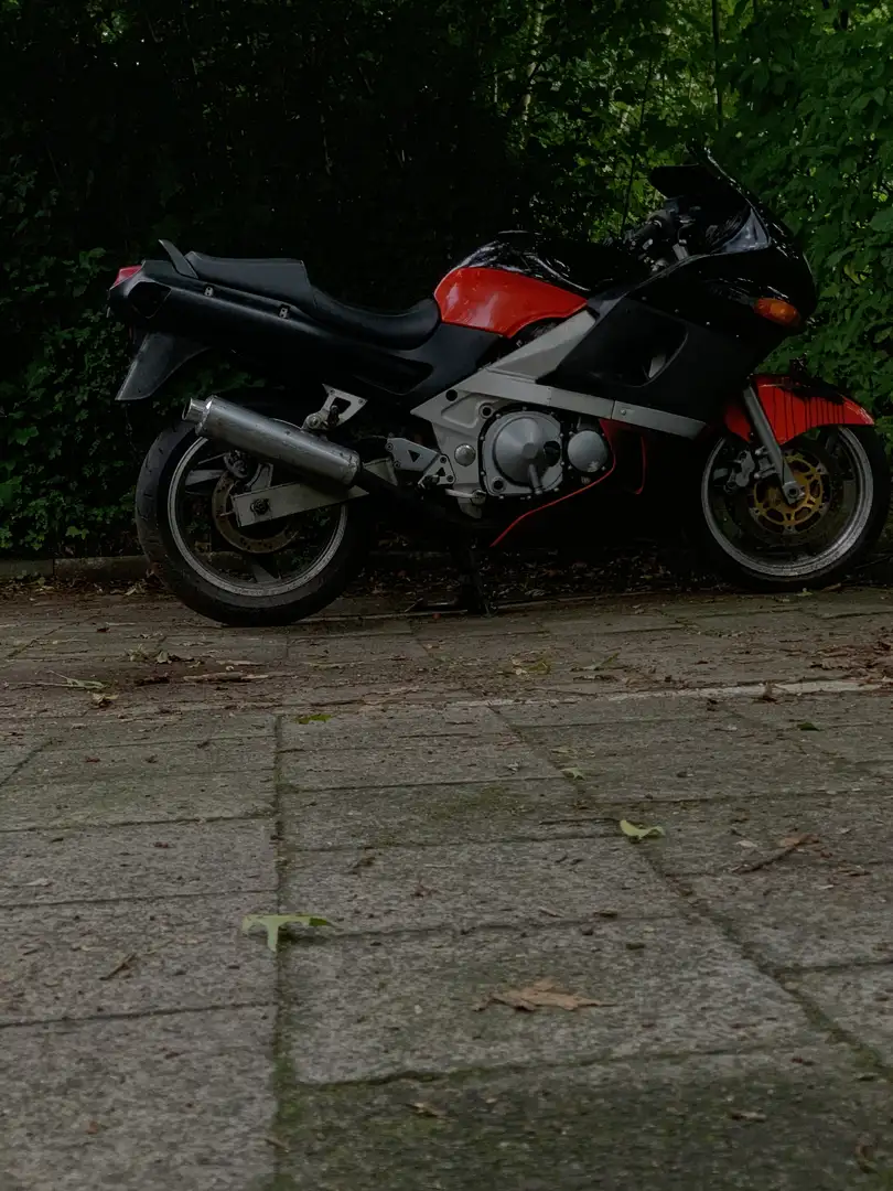 Kawasaki ZZR 600 - 2