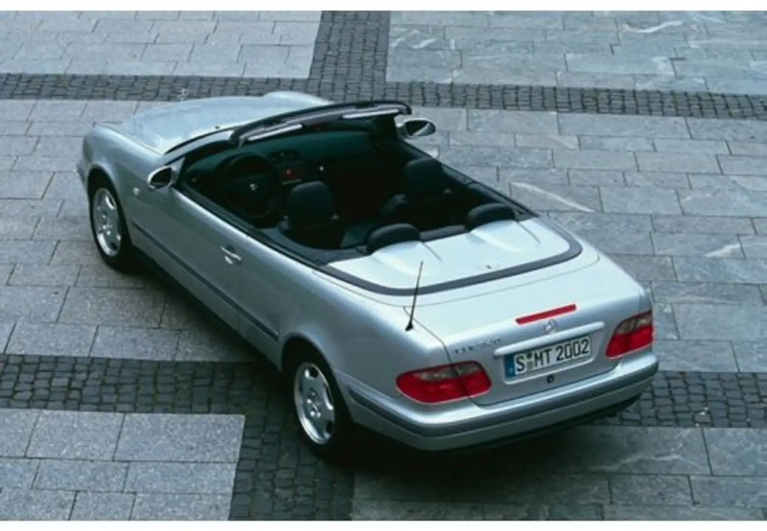 Mercedes-Benz CLK 200 Cabrio 320 Elegance Gris - 1