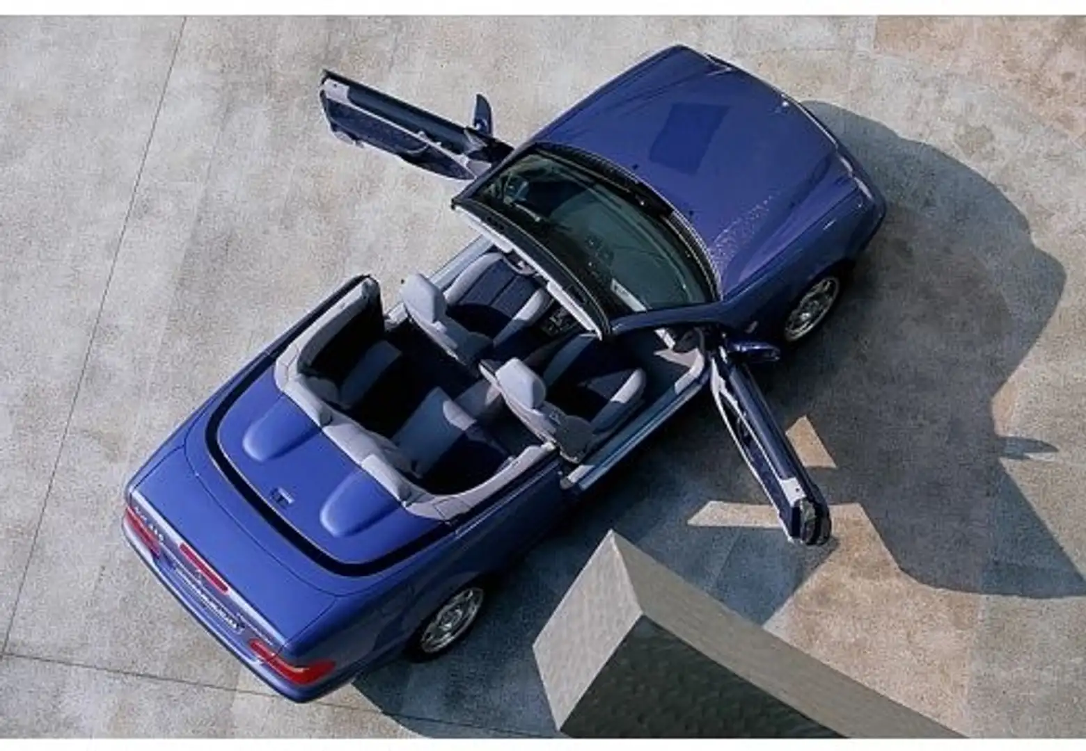 Mercedes-Benz CLK 200 Cabrio 320 Elegance Gris - 2