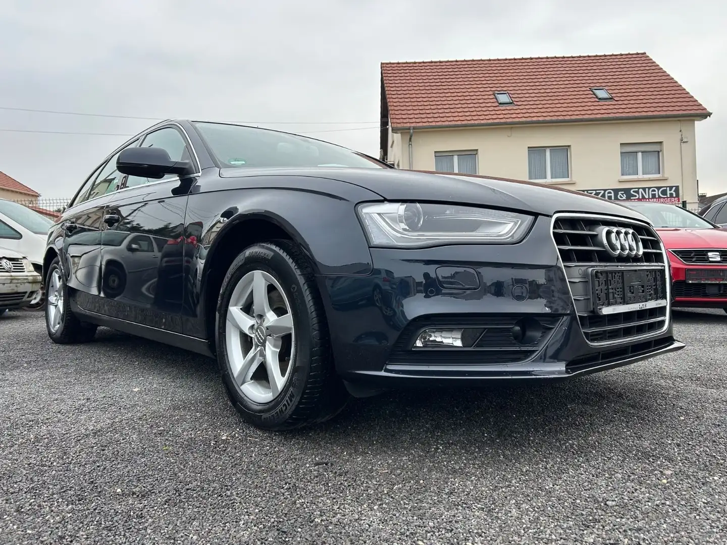 Audi A4 AVANT S-LINE STANDHZ + ACC + AHK + KAMERA Blau - 1