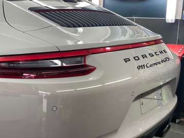991.2 Carrera 4 GTS