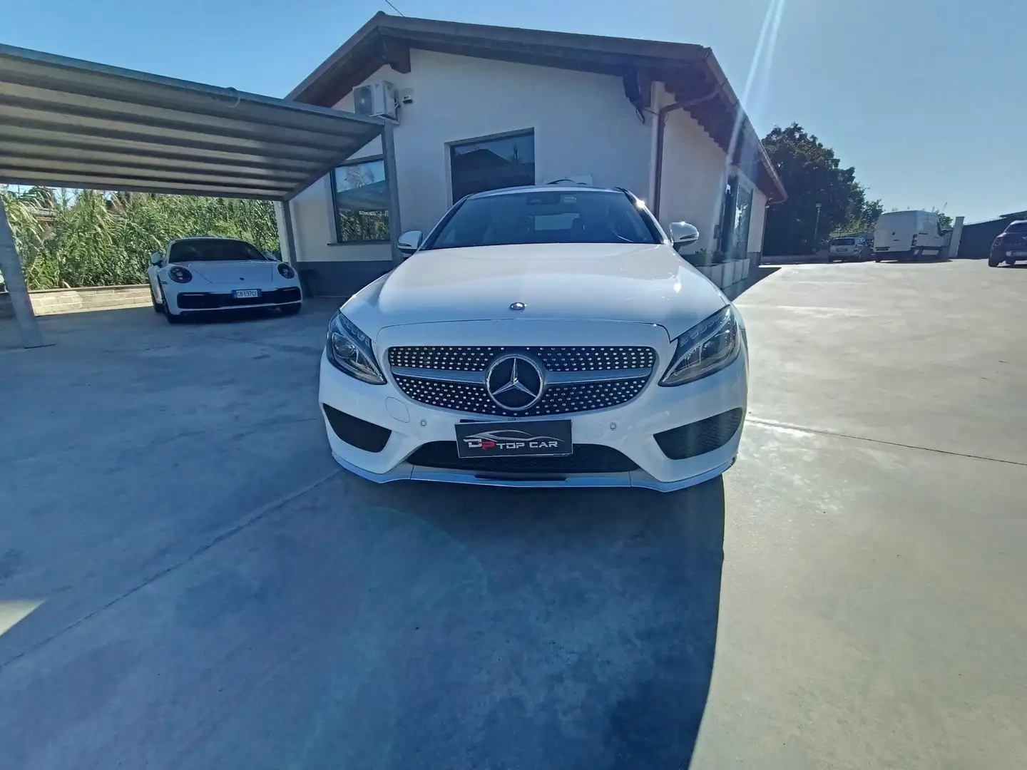 Mercedes-Benz C 220 Classe C-C205 2016 Coupe d Premium 4matic auto Weiß - 2
