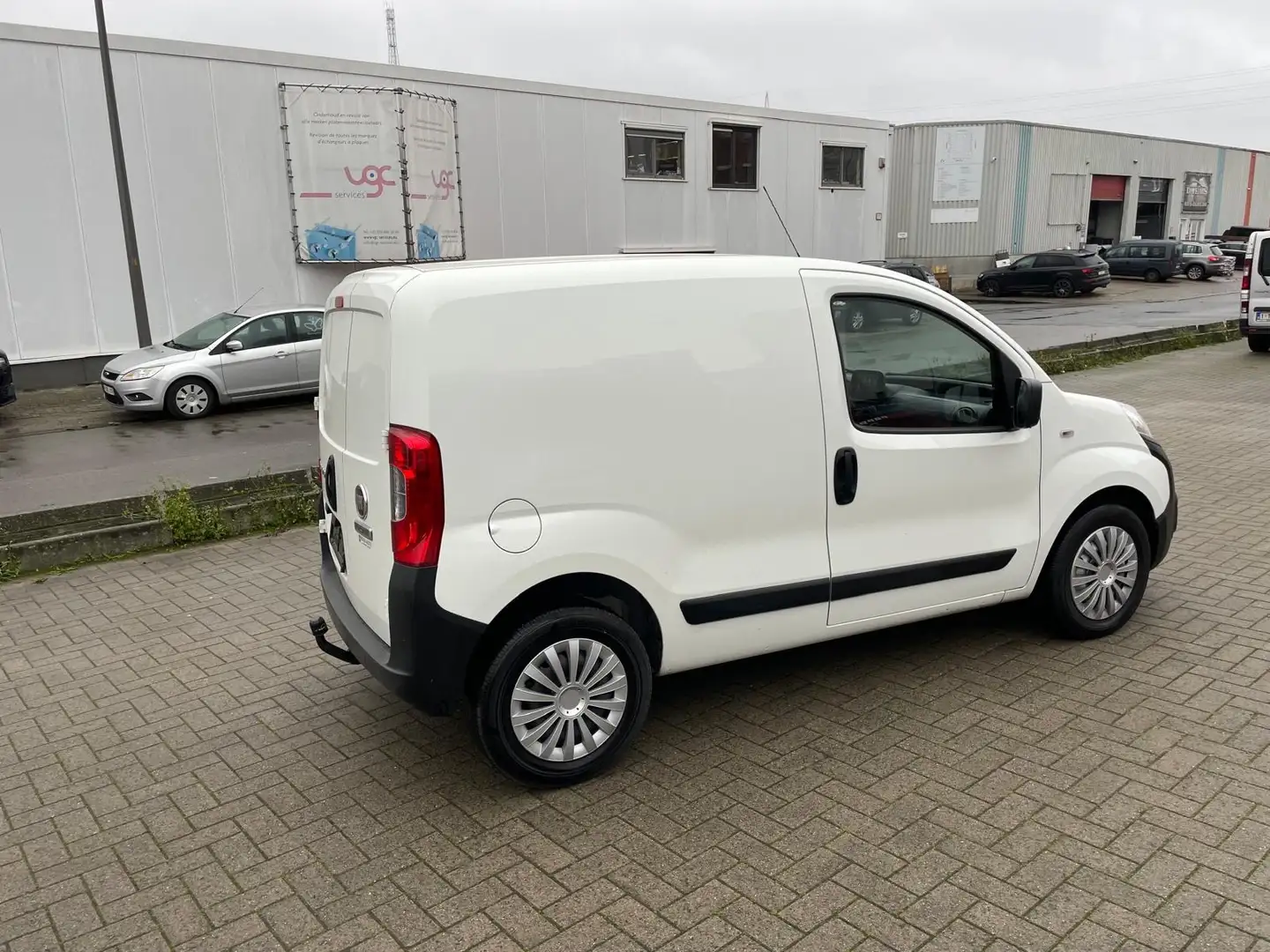 Fiat Fiorino 1,3Jtd, 1e Eigenaar, 10.000 excl. BTW, 25.000 KM Blanc - 2