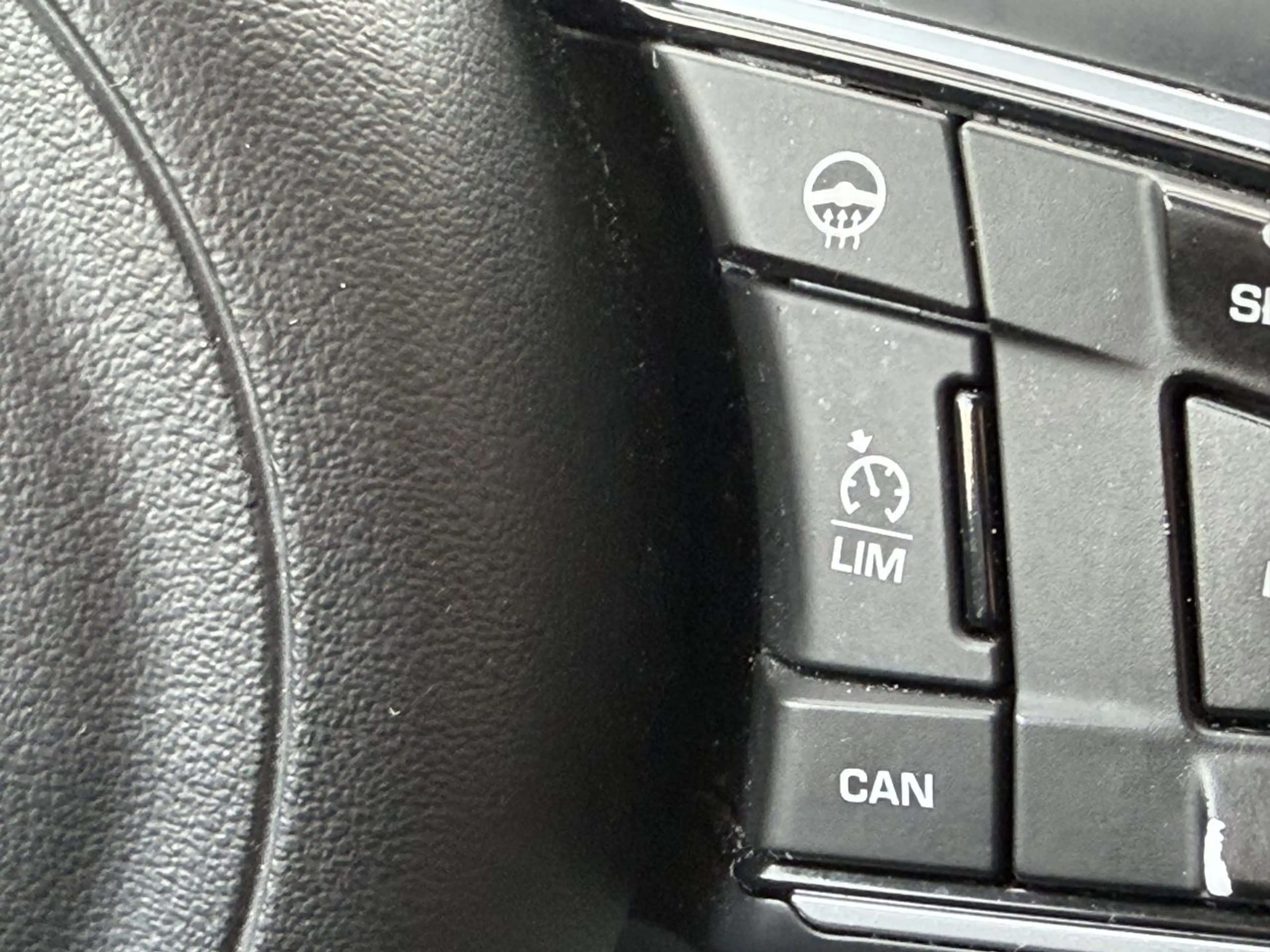 Jaguar XE 2.0 D Portolio Camera Leer Clima EURO-6 — photo 15