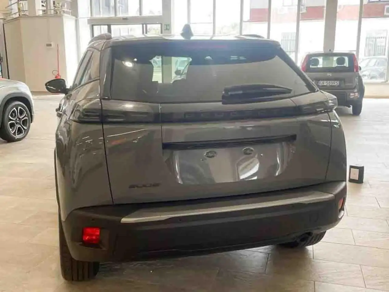Peugeot 2008 PureTech 100 S&S Allure 5