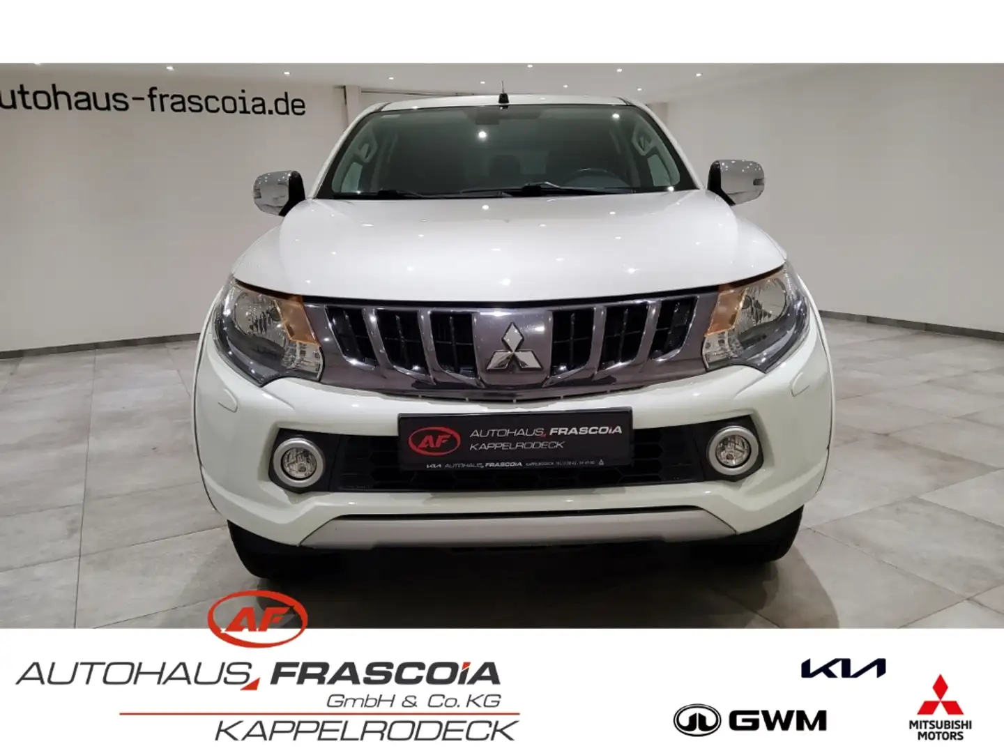 Mitsubishi L200 Plus Doppelkabine 4WD 2.4 AT SHZ Rückfahrkam. Hard Blanc - 2