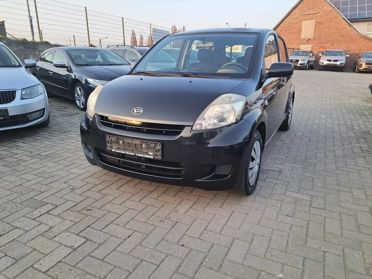 Daihatsu Sirion Daihatsu Sirion/ Klima Schwarz - 2