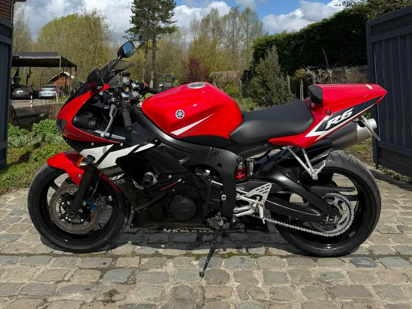 Yamaha YZF-R6 *Vivid Cocktail Red* @AelbrechtMotors Rojo - 2