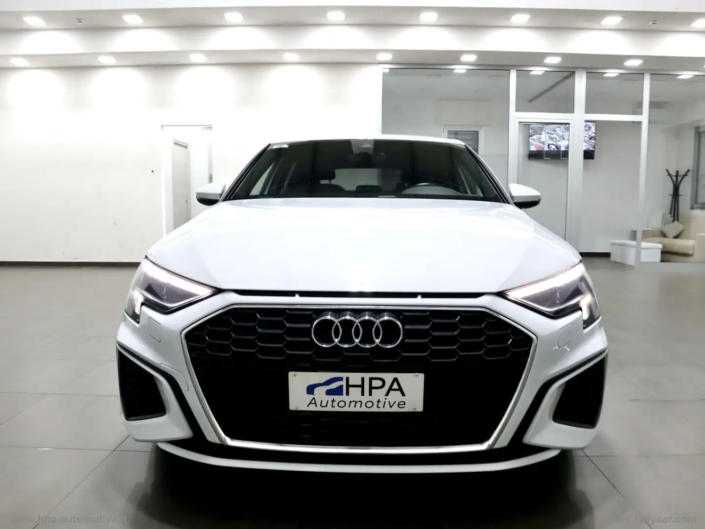 Audi A3 SPORTBACK 2.0TDI S-line FULL LED CARPLAY PARKASSIS Weiß - 2
