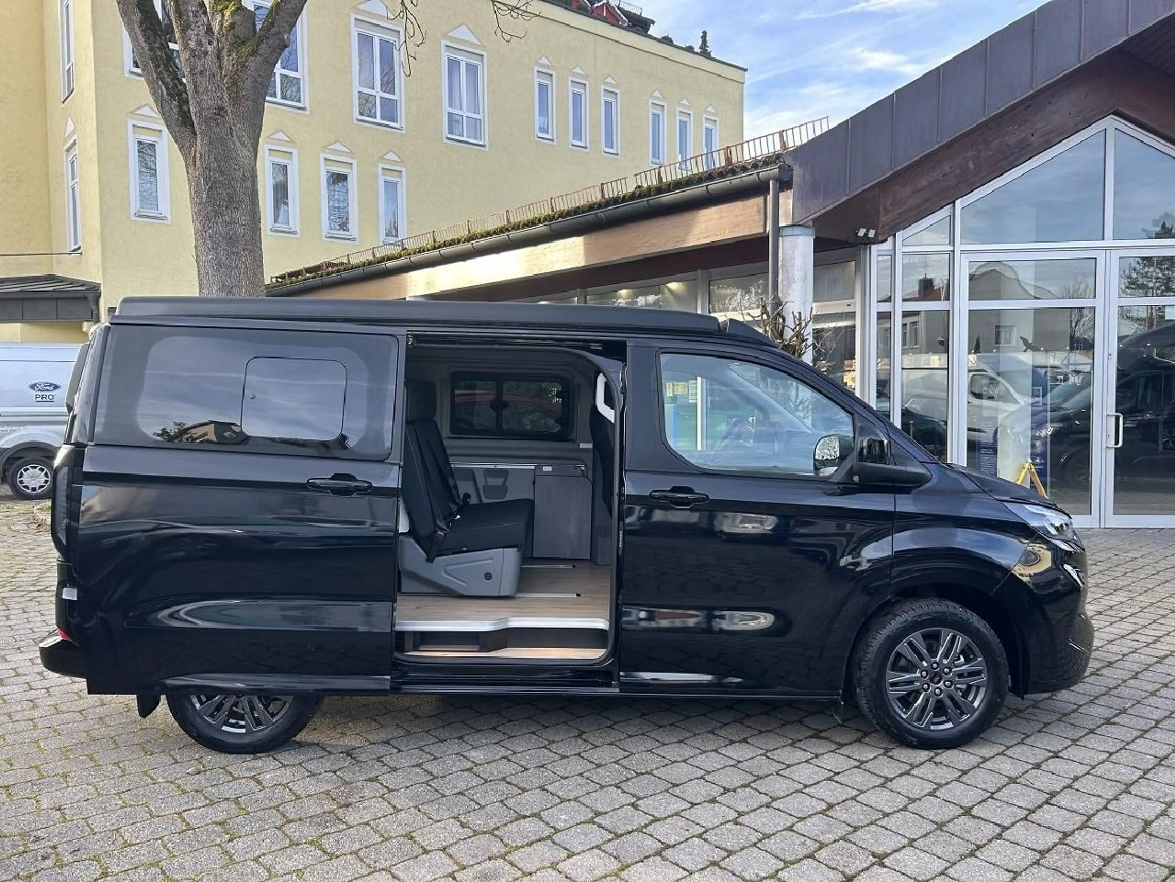 Ford Nugget 320 L1 Titanium Aufstelldach FWD — photo 8