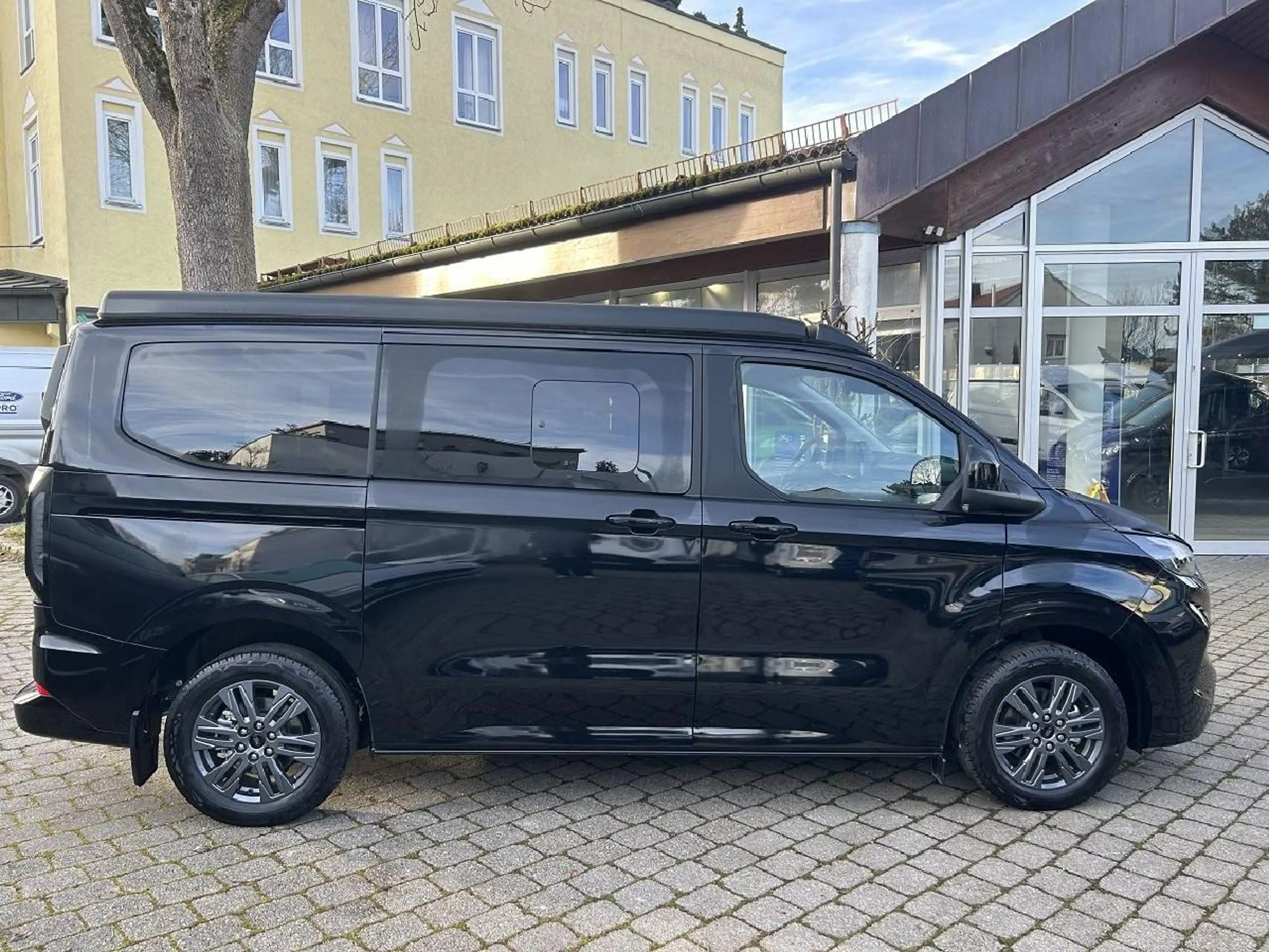 Ford Nugget 320 L1 Titanium Aufstelldach FWD — photo 7