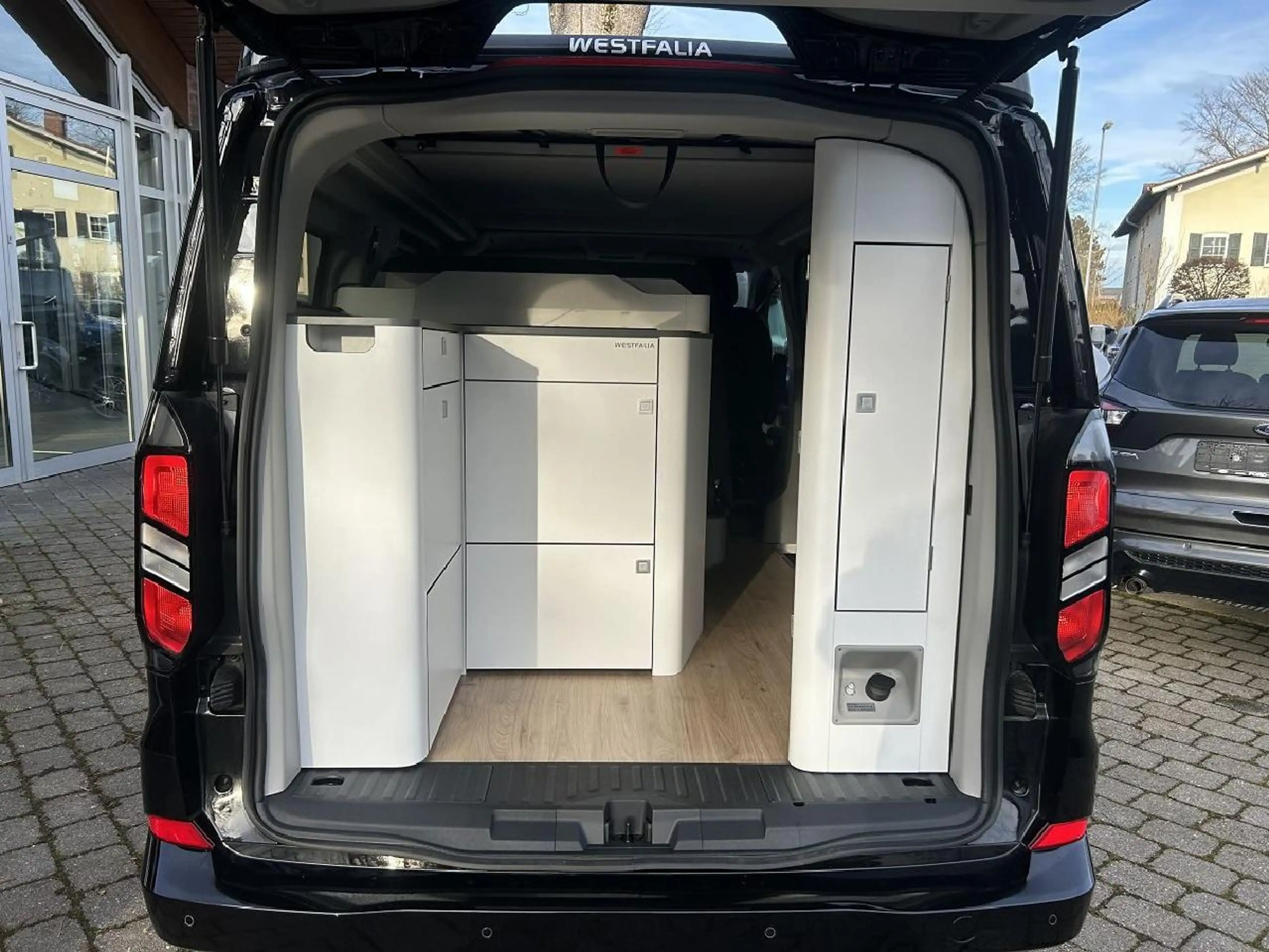Ford Nugget 320 L1 Titanium Aufstelldach FWD — photo 6