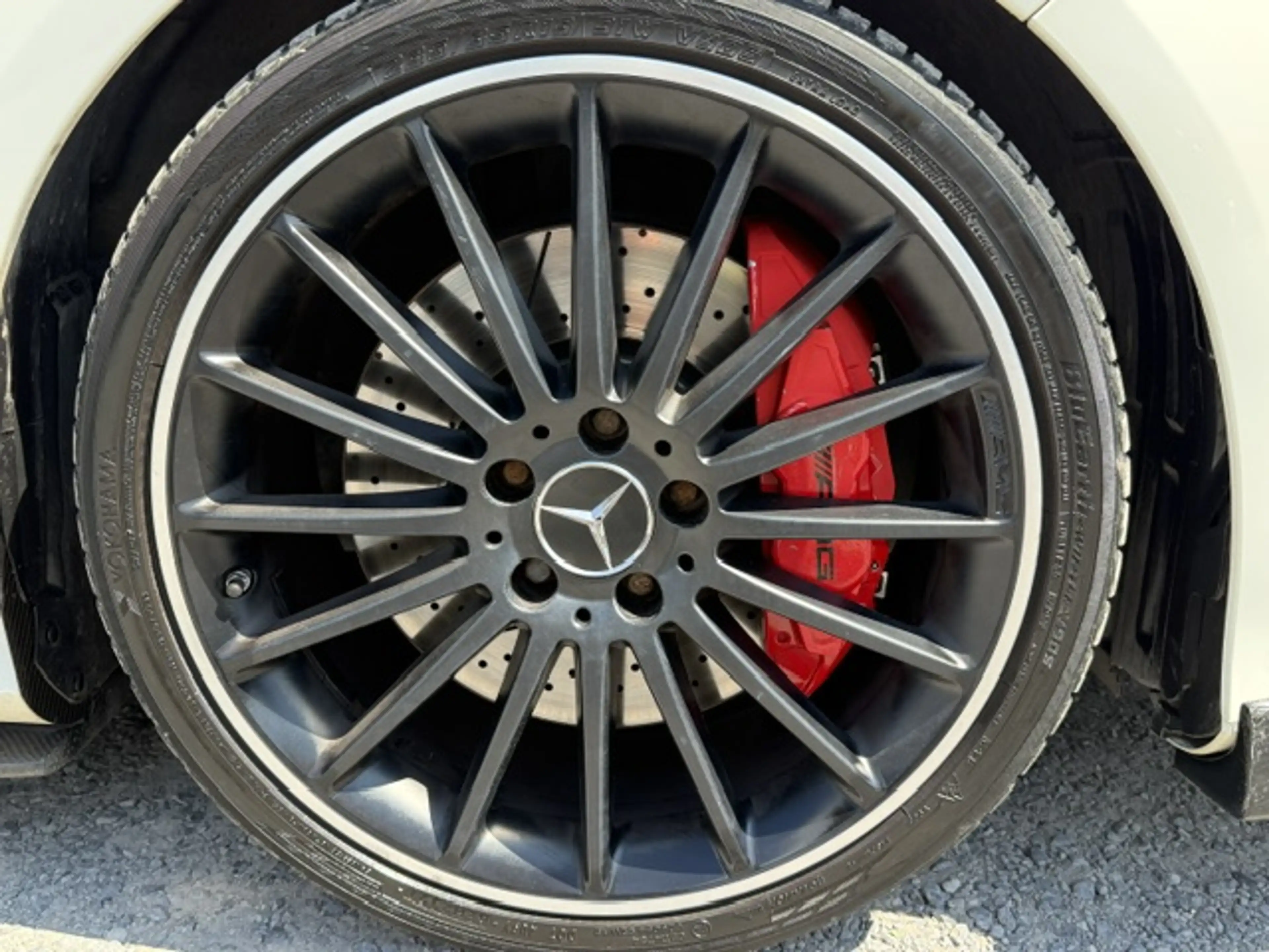 Mercedes-Benz CLA 45 AMG 4-Matic PERFORMACE // CARBON // PANORAMA // FULL!!! — photo 4