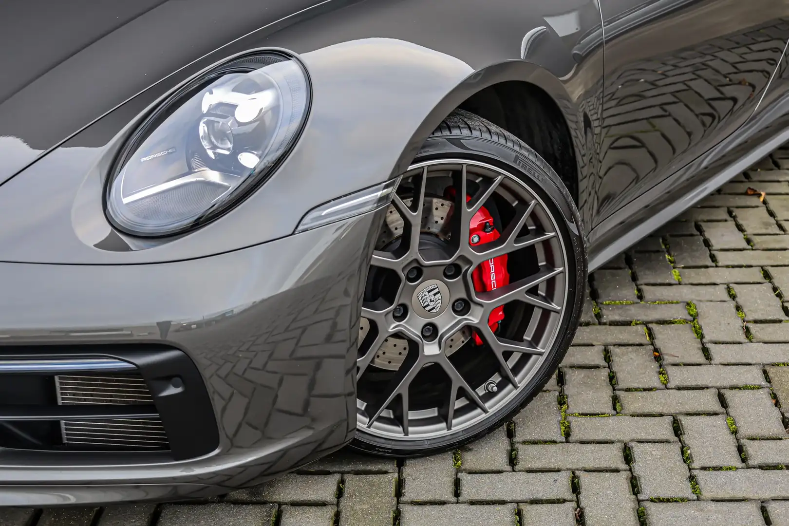 Porsche 992 911 Targa Carrera 4S PDK-SportChrono Schwarz - 2