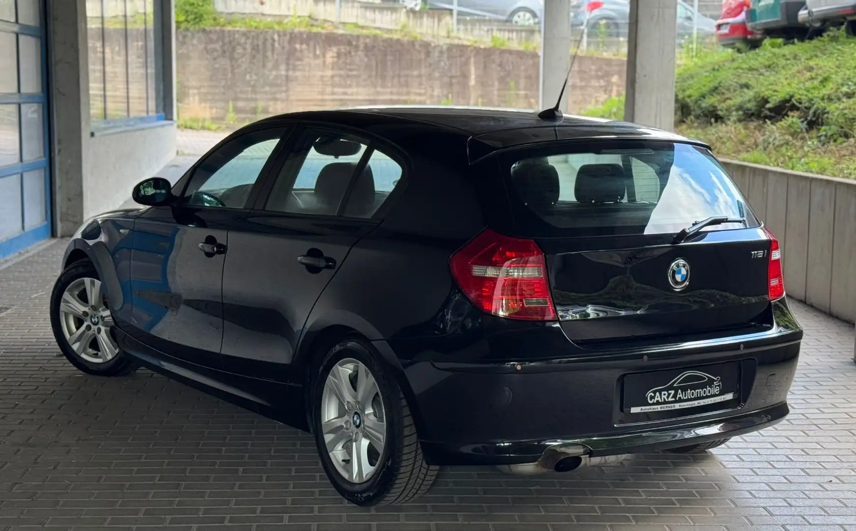BMW 118 118i ** INSPEKTION NEU ** Schwarz - 2