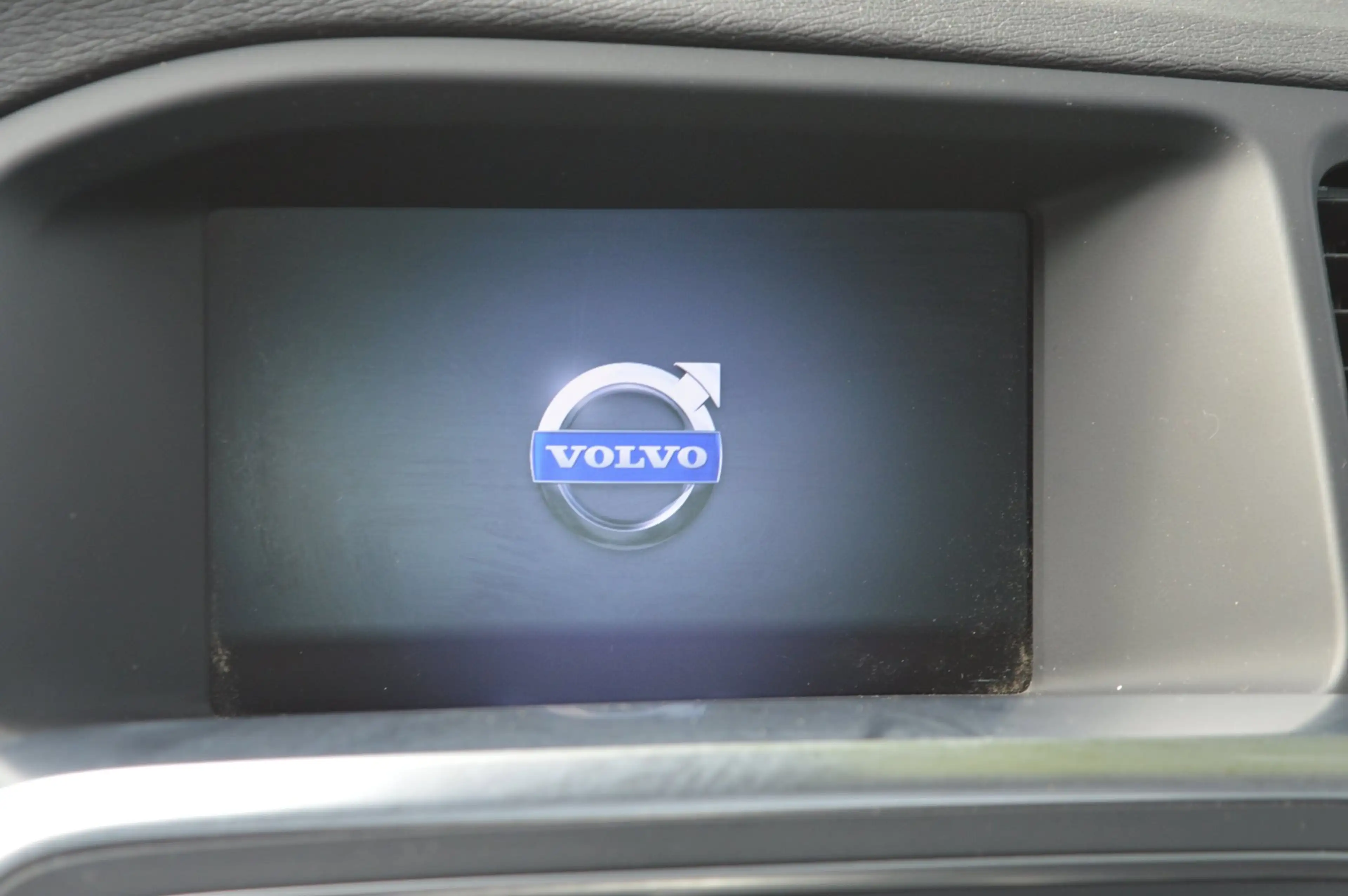 Volvo V60 2.0T Summum Navi/leer/schuifdak/camera — photo 13