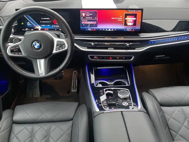BMW X5 view 9