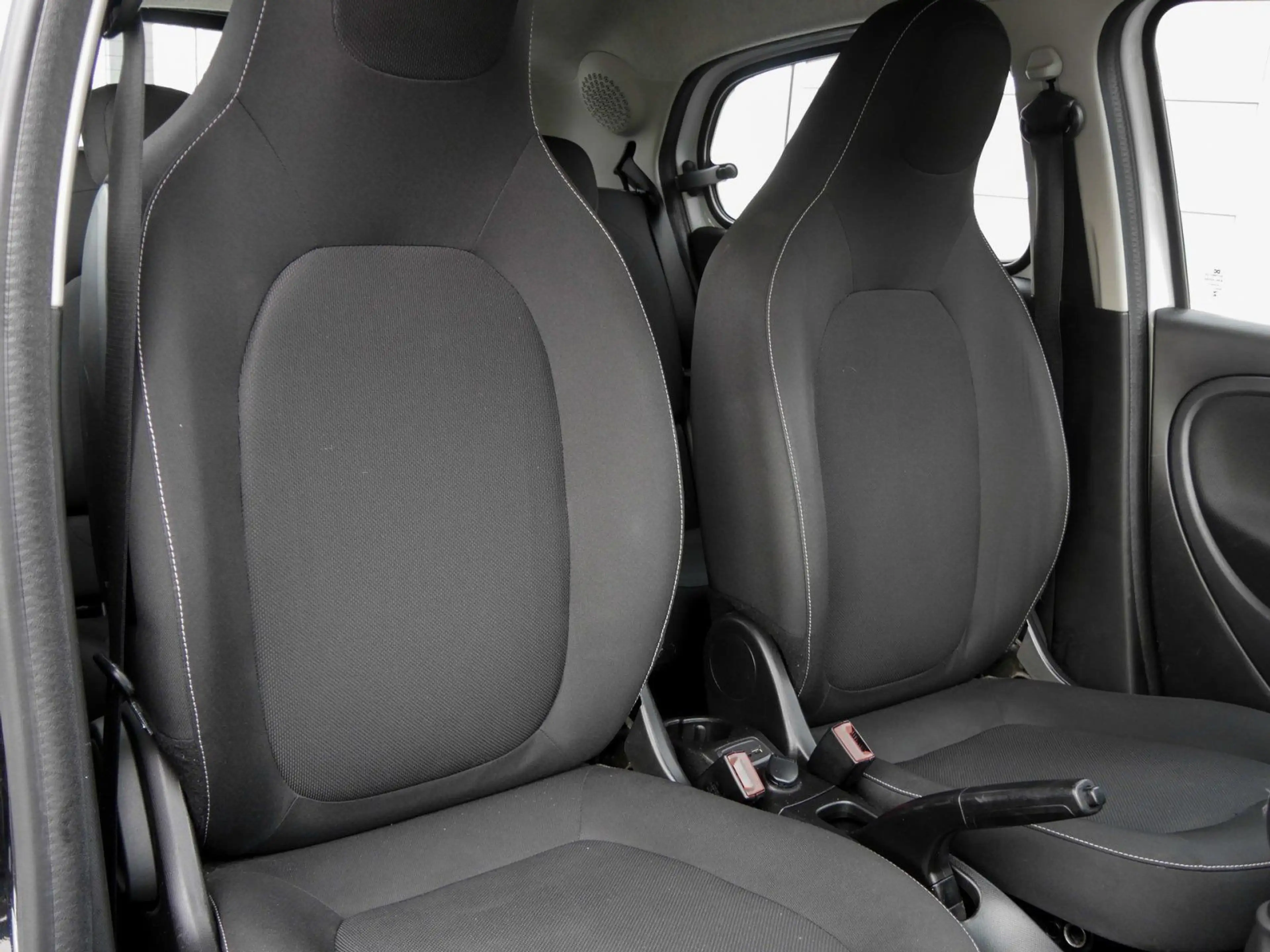 smart forFour MCC*Klimaautomatik*PDC*Kamera*SHZ* — photo 6