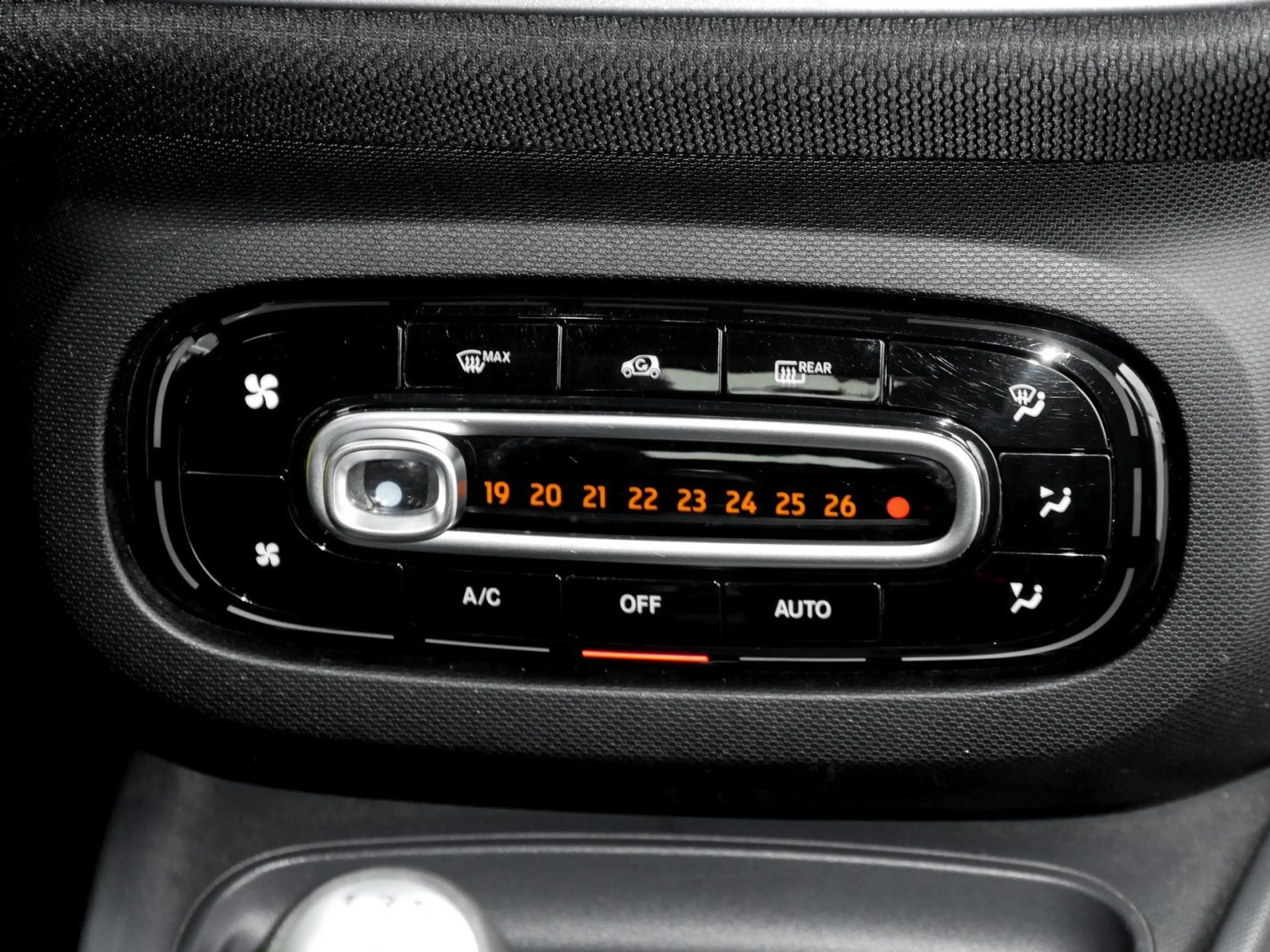 smart forFour MCC*Klimaautomatik*PDC*Kamera*SHZ* — photo 8