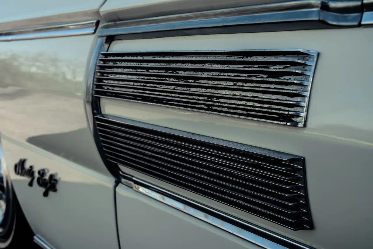 Oldsmobile *** V8 / CLASSIC 98 / NINETY EIGHT / RADIO ***, foto 8